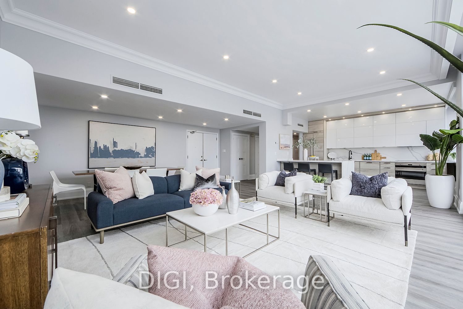 400 Walmer Road, #PH24