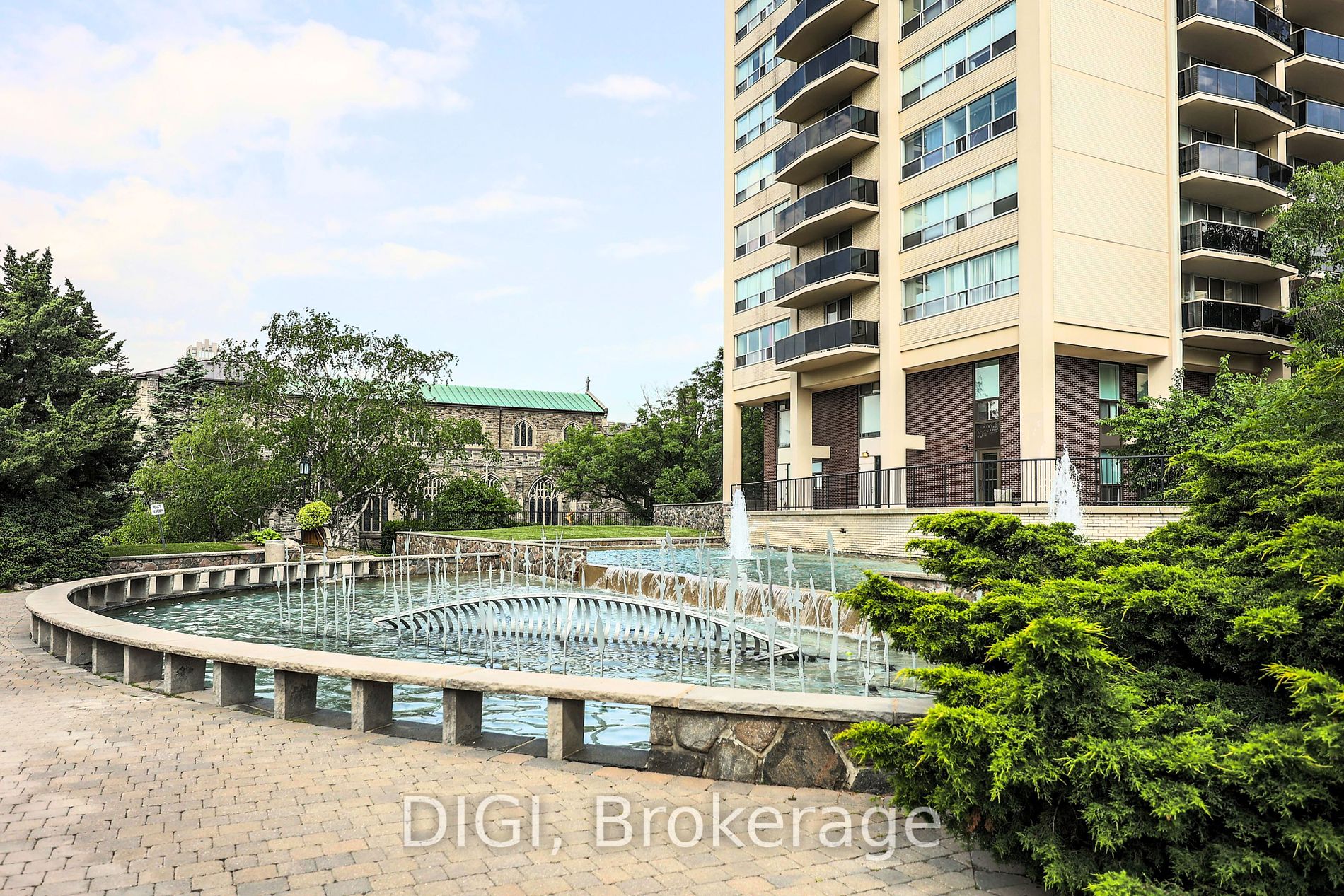 400 Walmer Road, #PH24