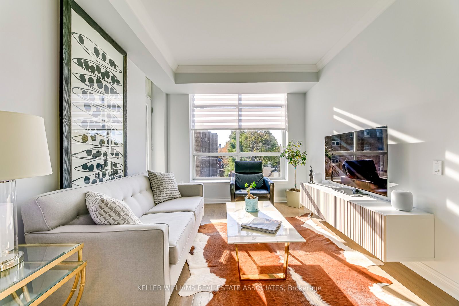 2 Edith Dr, #406