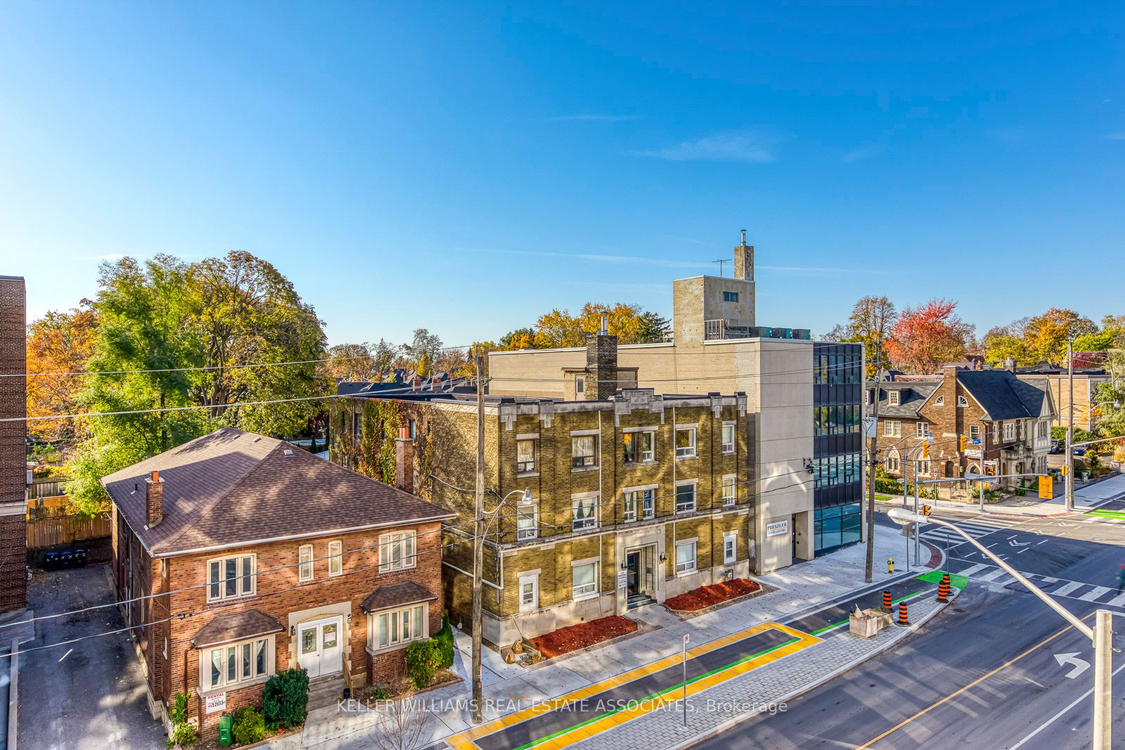 2 Edith Dr, #406
