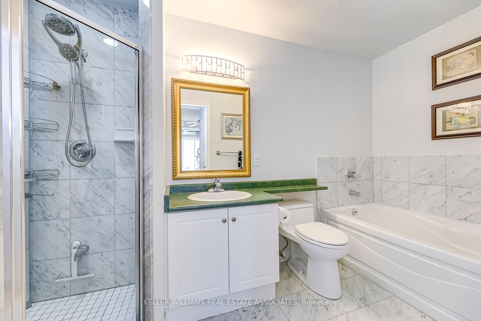 2 Edith Dr, #406
