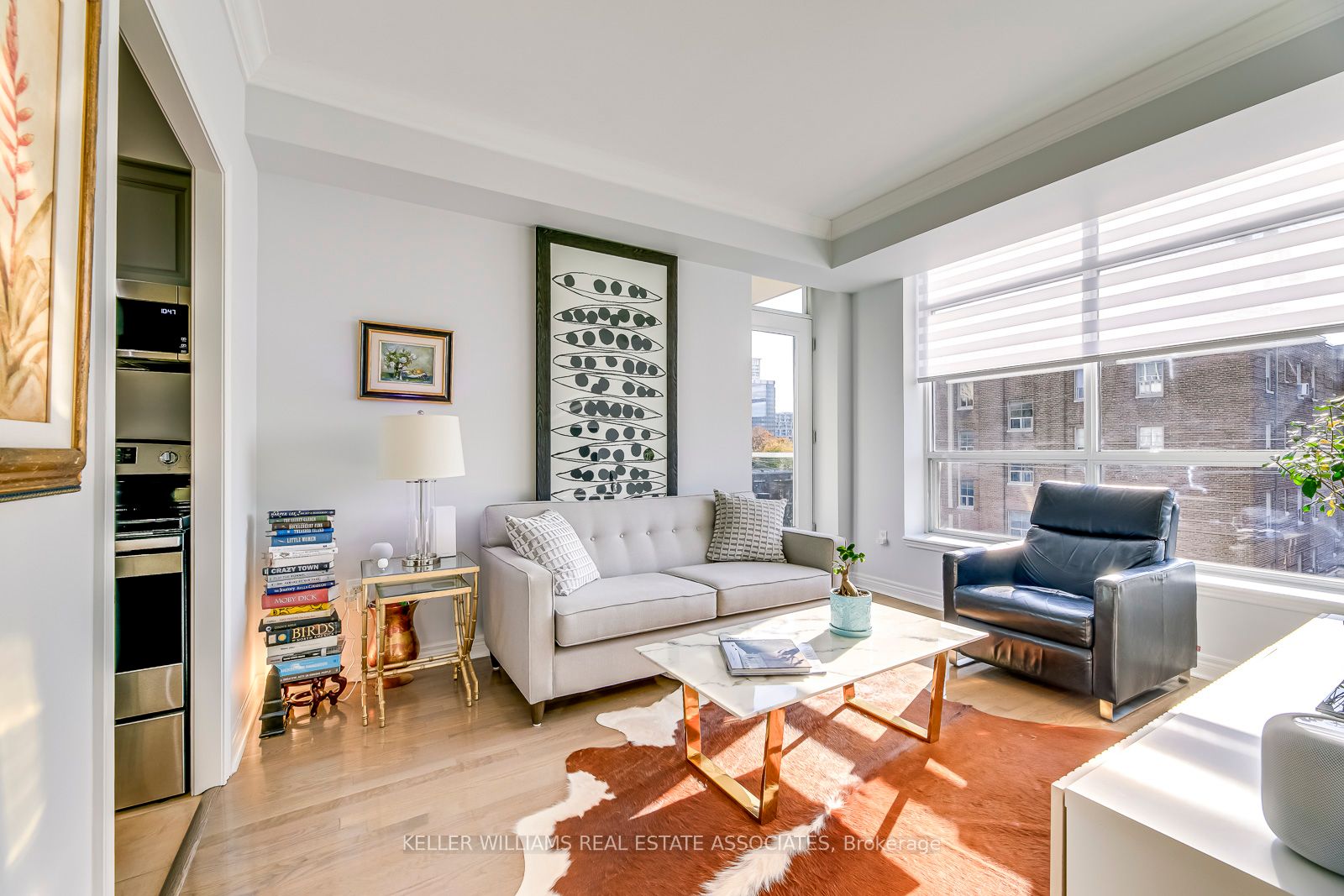 2 Edith Dr, #406