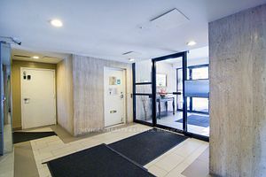 100 Leeward Glwy, #711