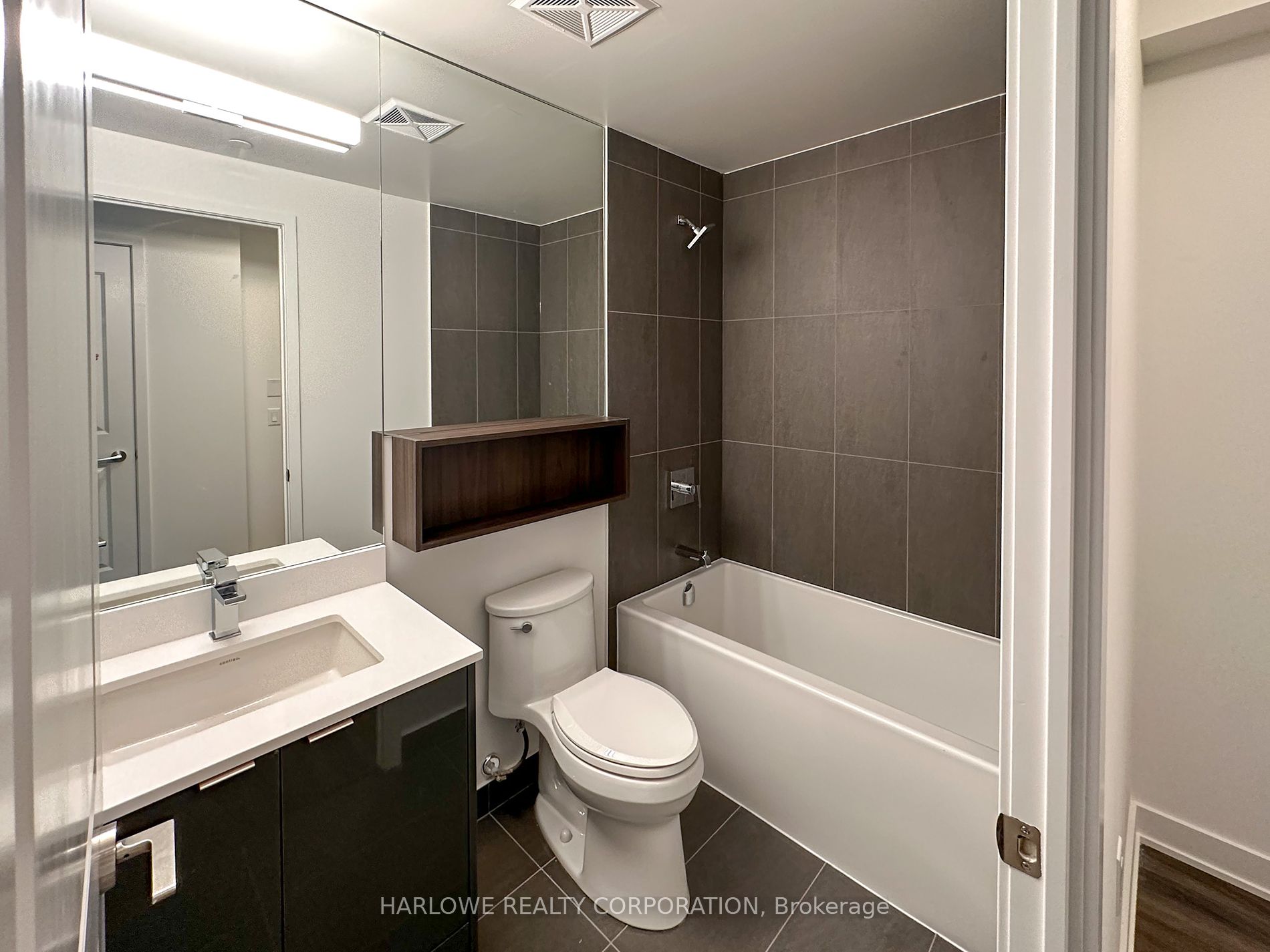 100 Dalhousie Street #3312