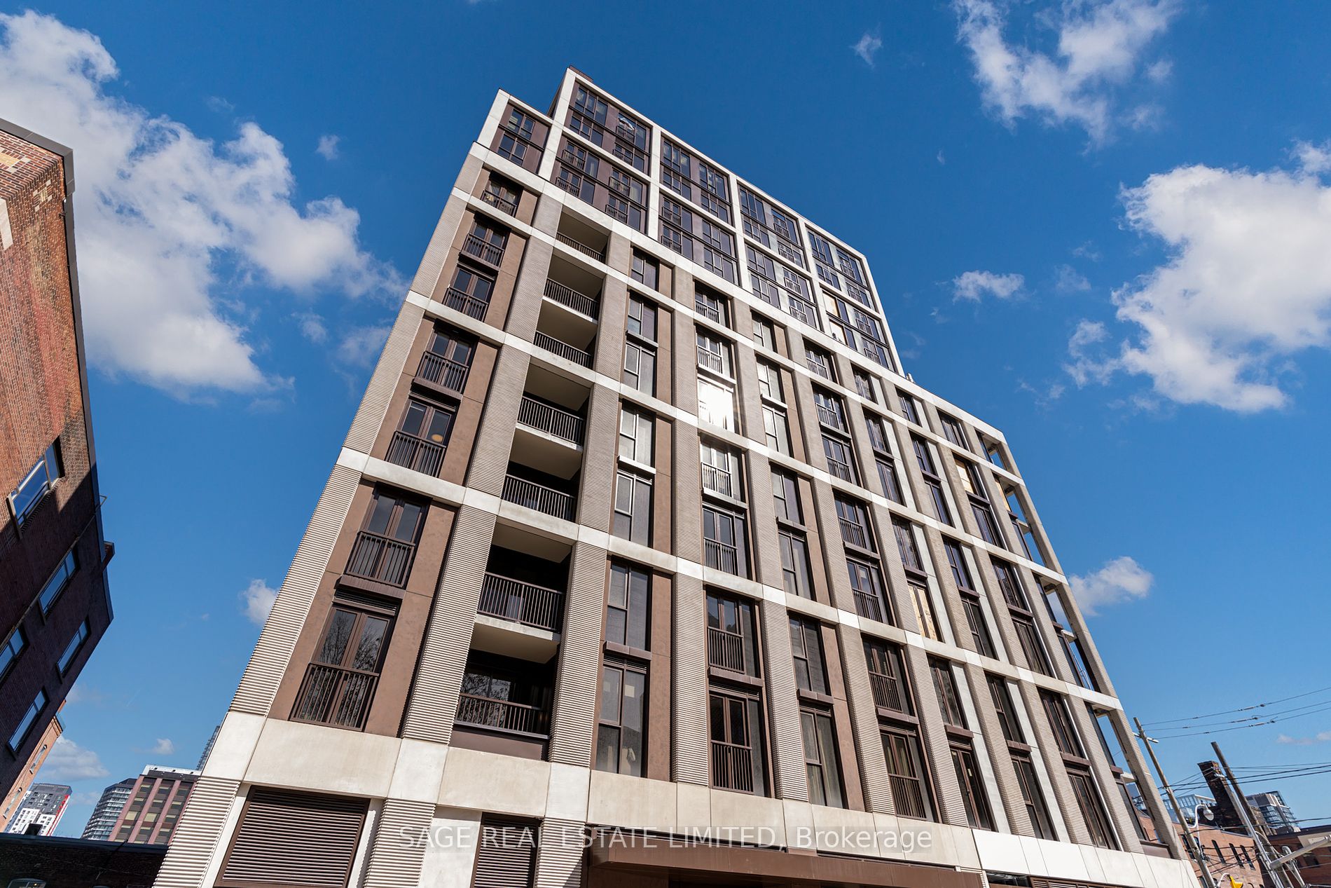 123 Portland St, #205