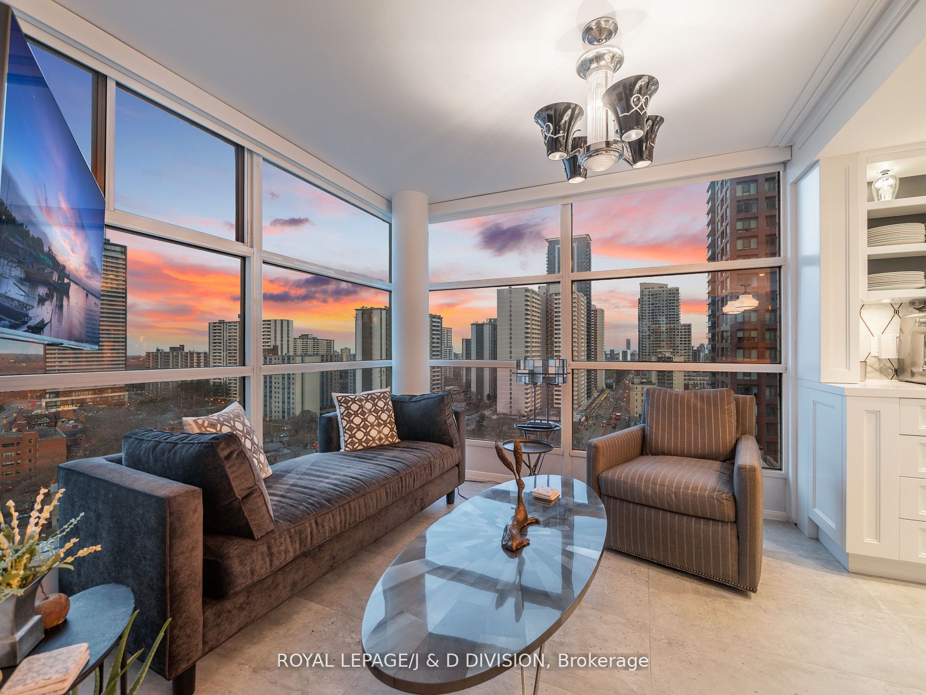 409 Bloor St E, #Ph1