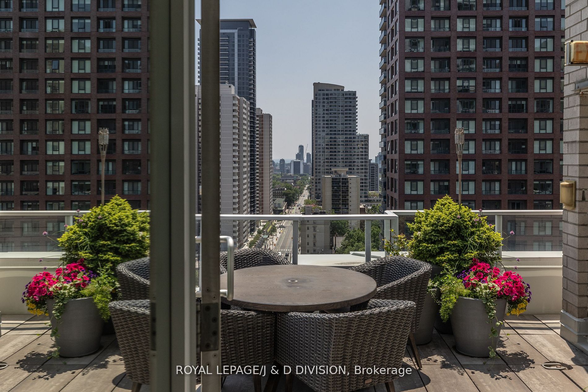 409 Bloor St E, #Ph1