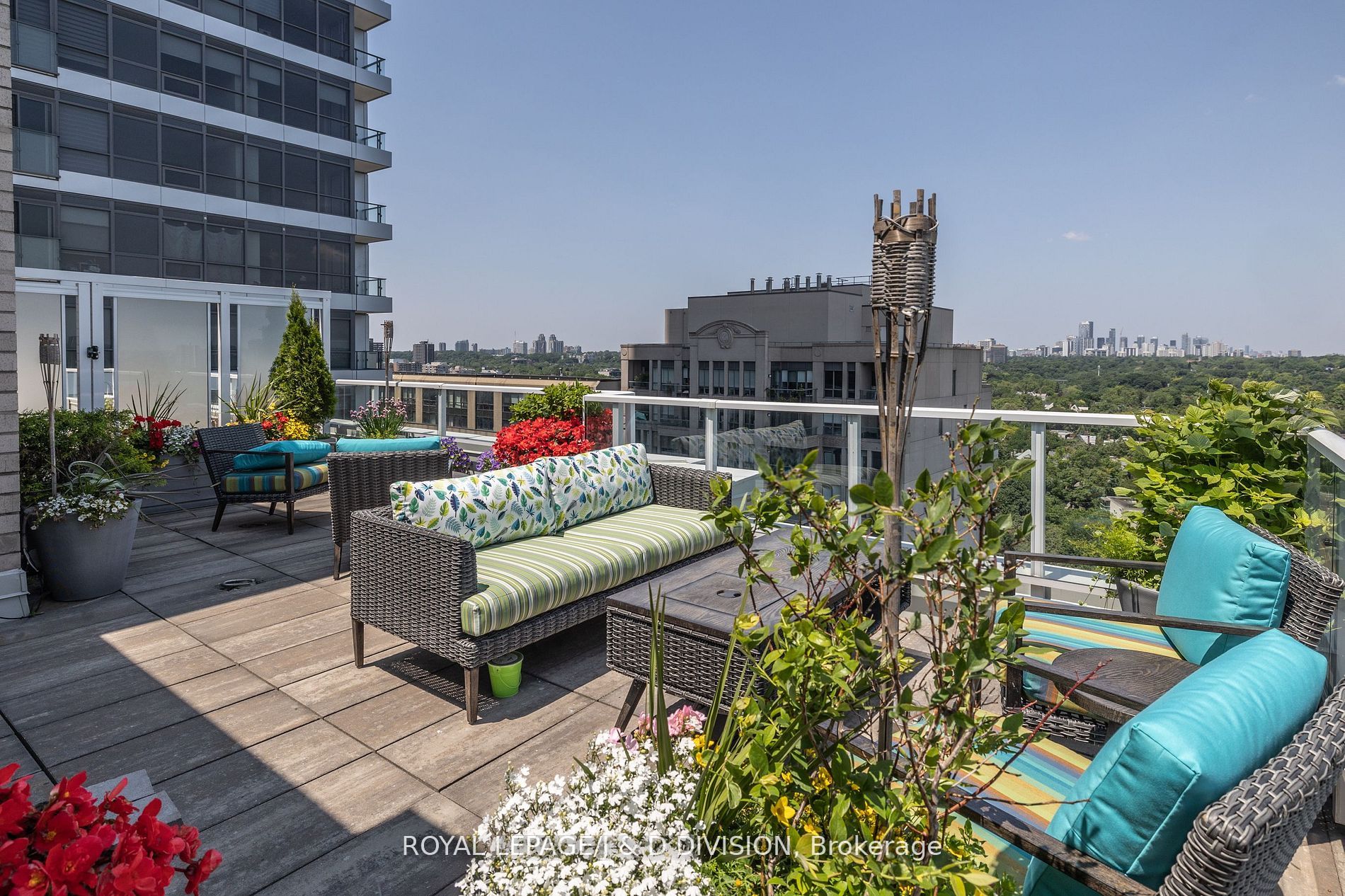 409 Bloor St E, #Ph1