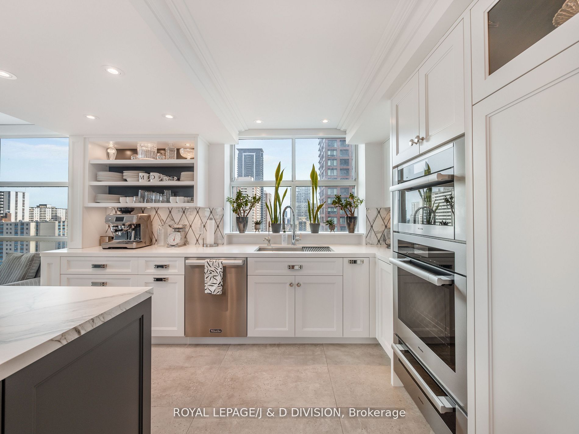 409 Bloor St E, #Ph1