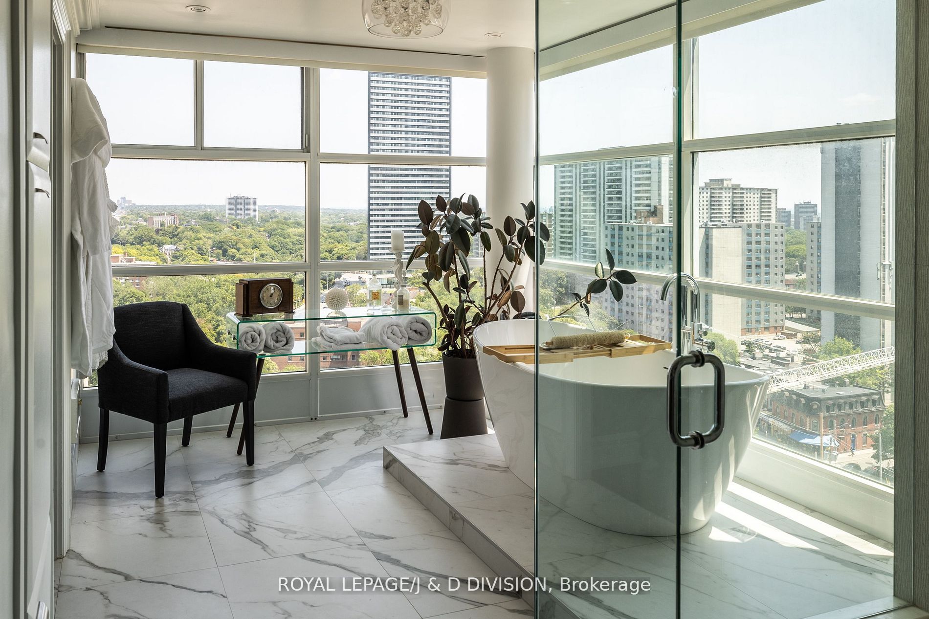 409 Bloor St E, #Ph1