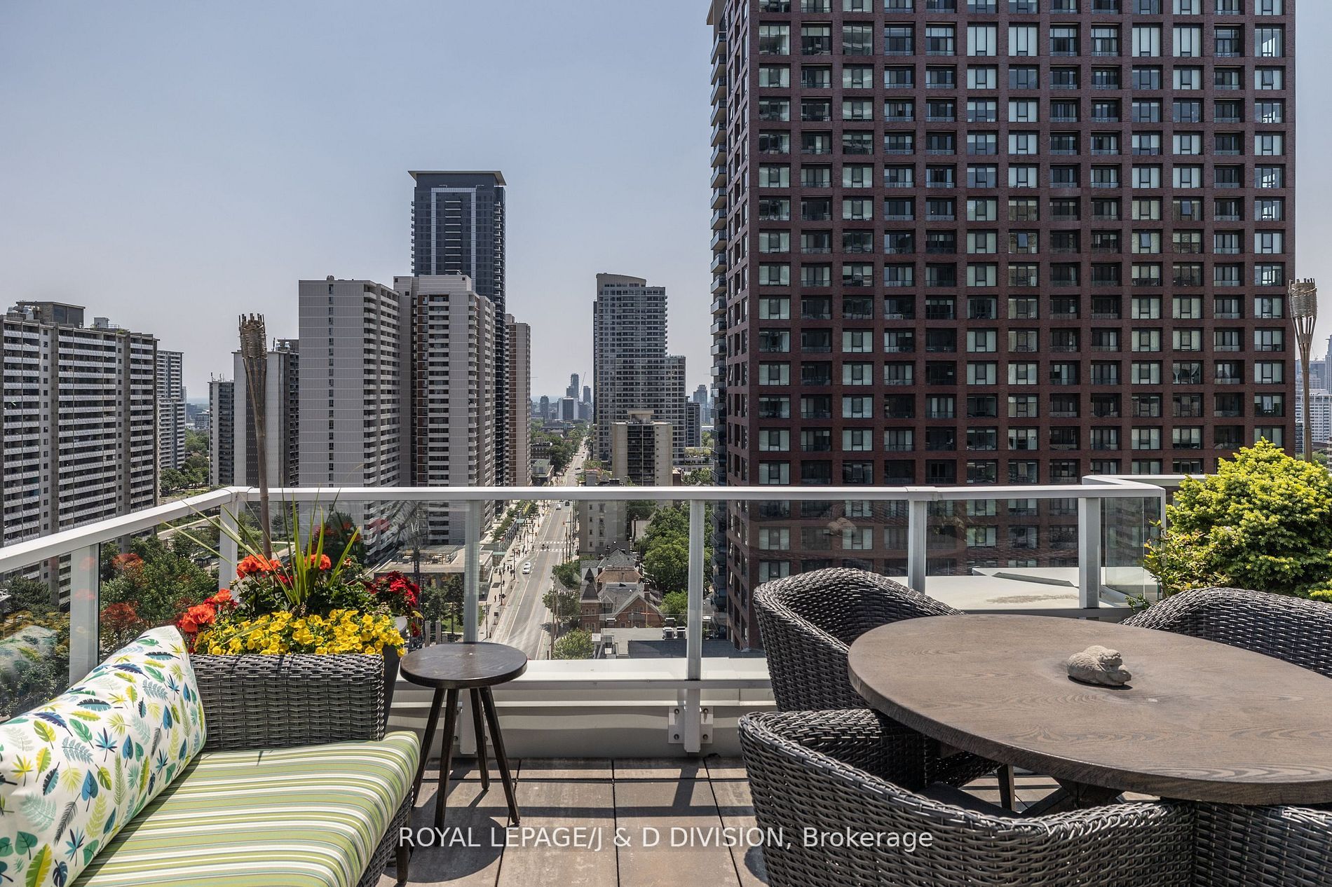 409 Bloor St E, #Ph1