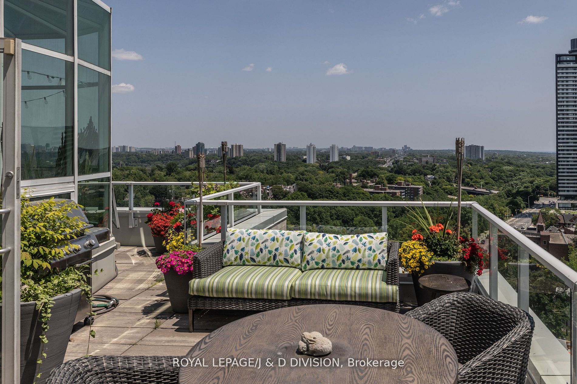 409 Bloor St E, #Ph1