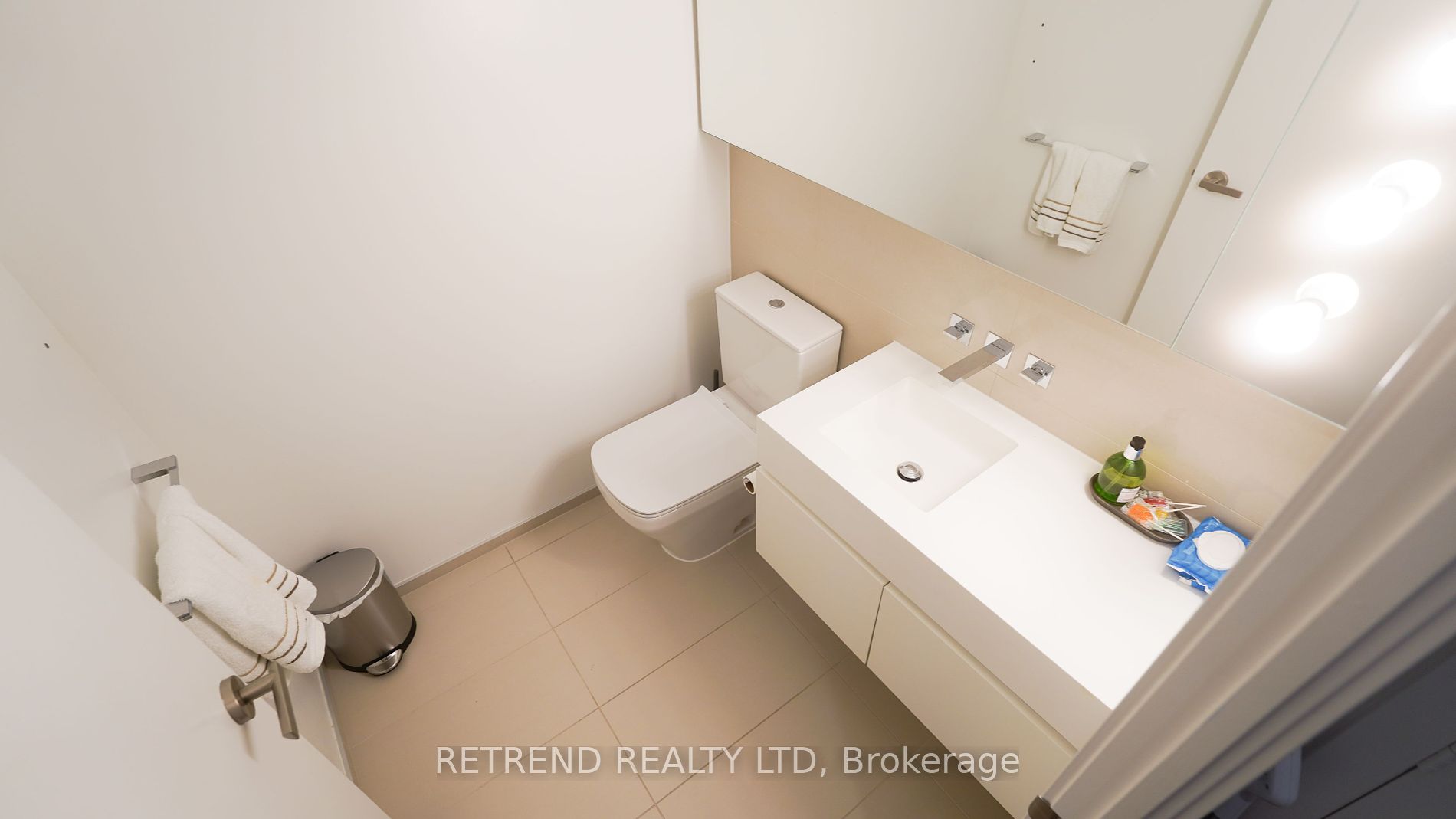 45 Charles Street E, #3311