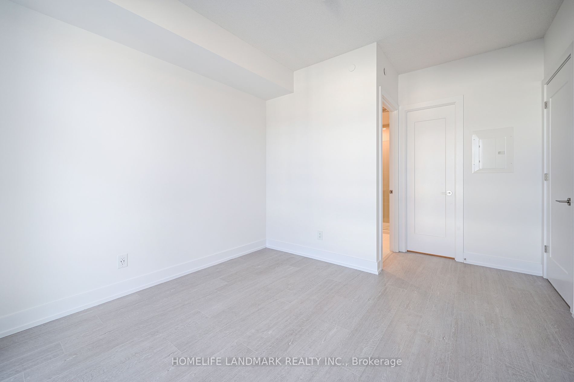 25 Adra Grado Way, #910