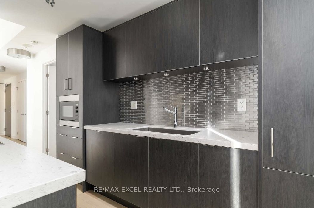 21 Widmer St, #4310