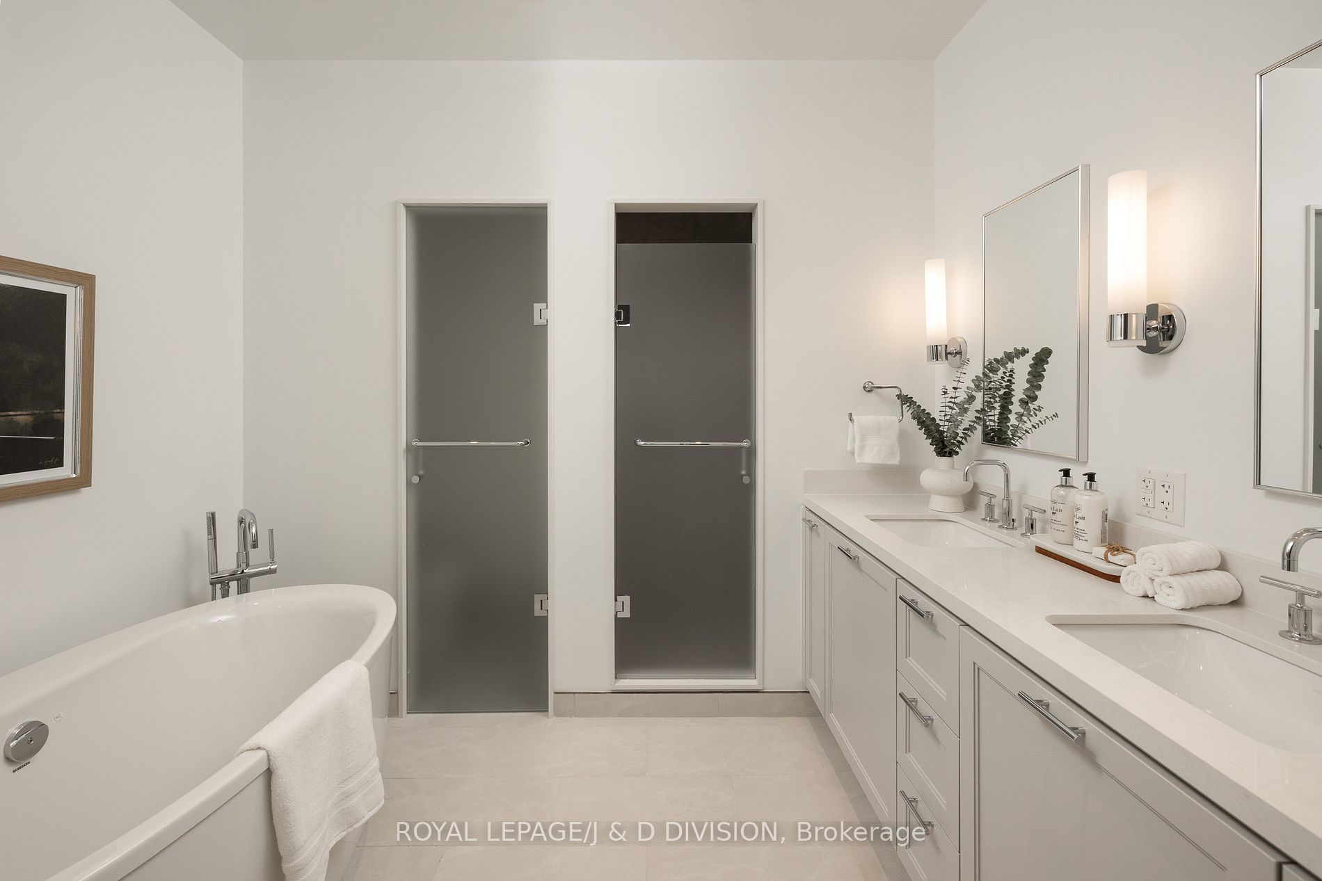 1 Strathgowan Avenue, #708