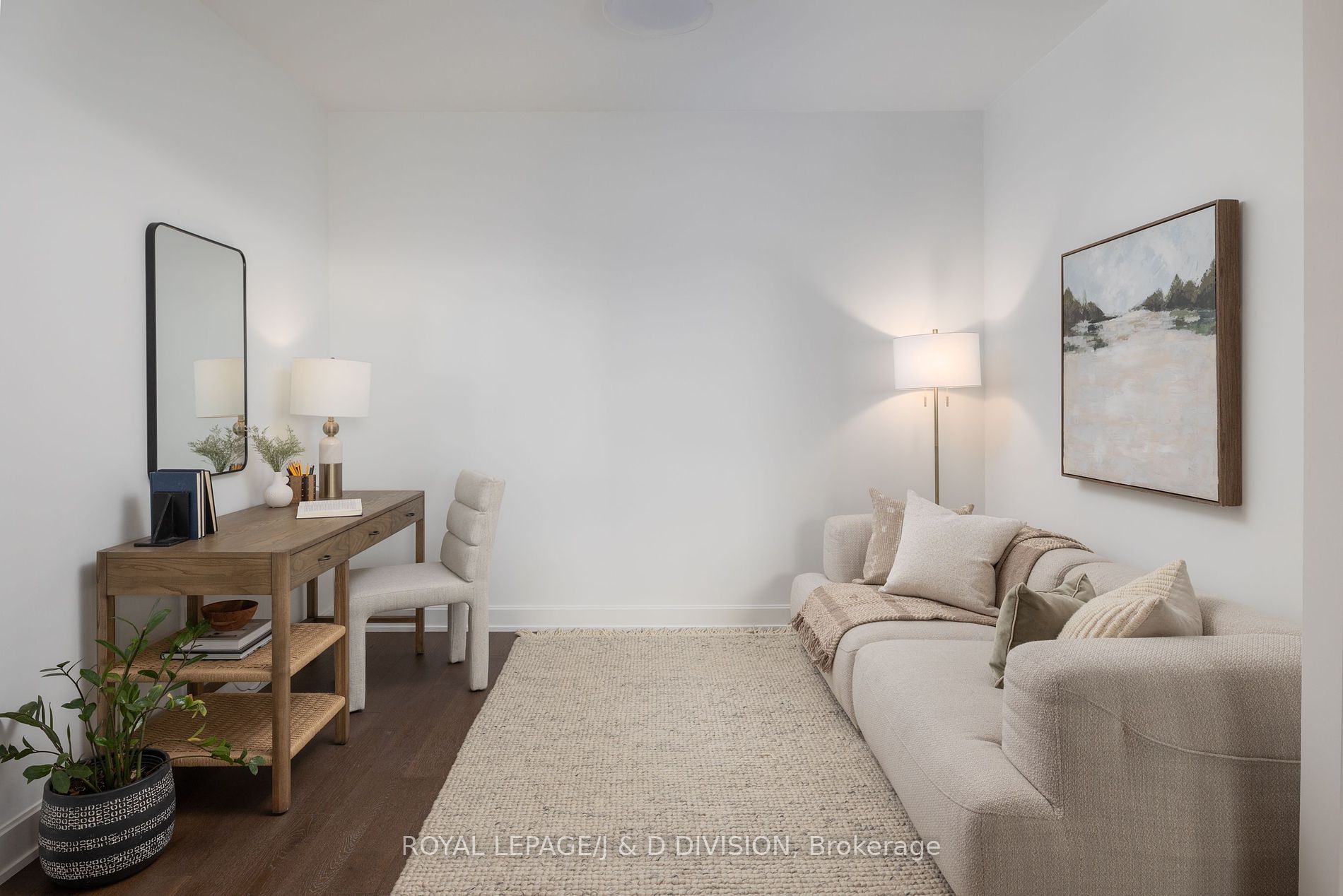1 Strathgowan Avenue, #708