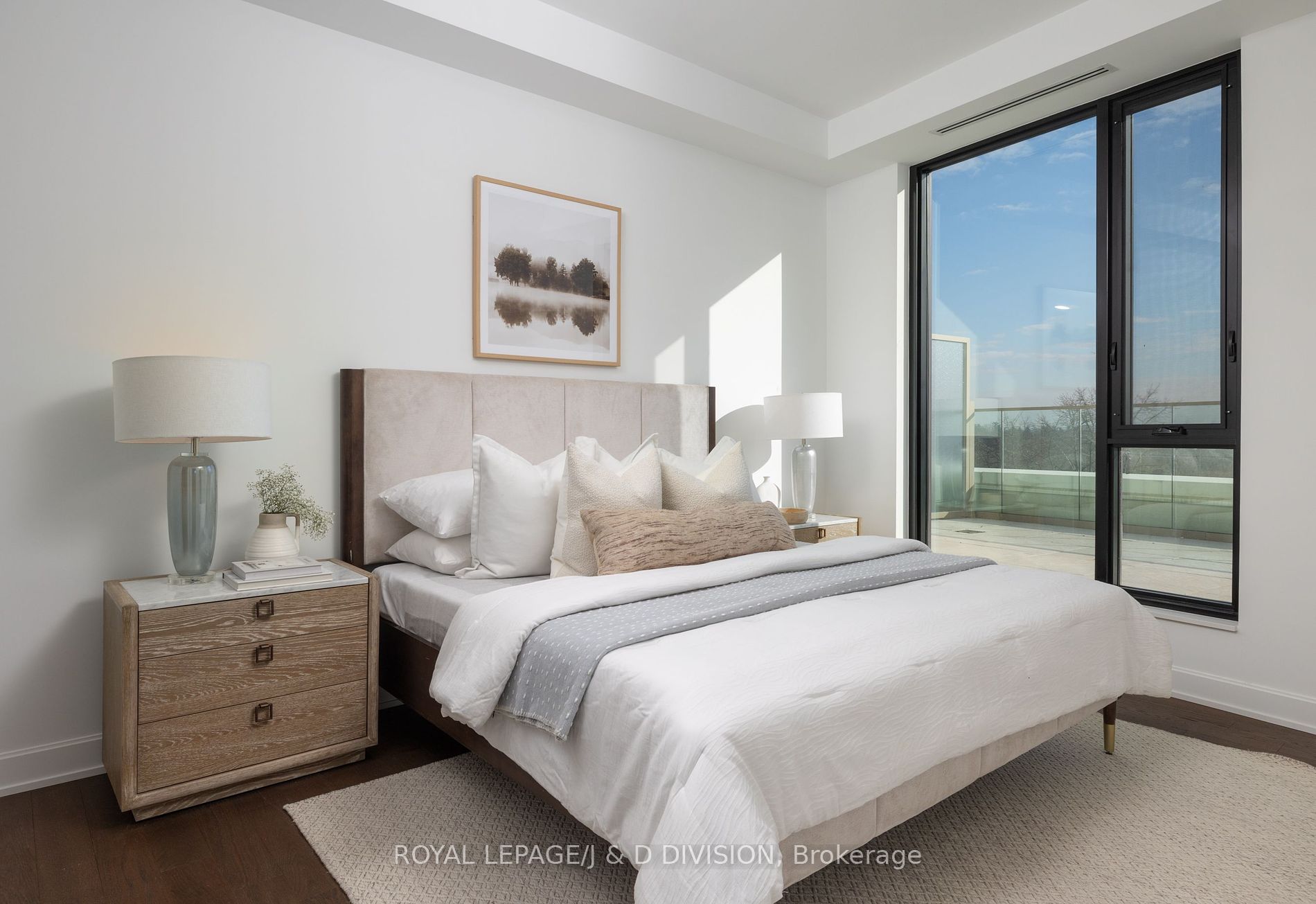 1 Strathgowan Avenue, #708