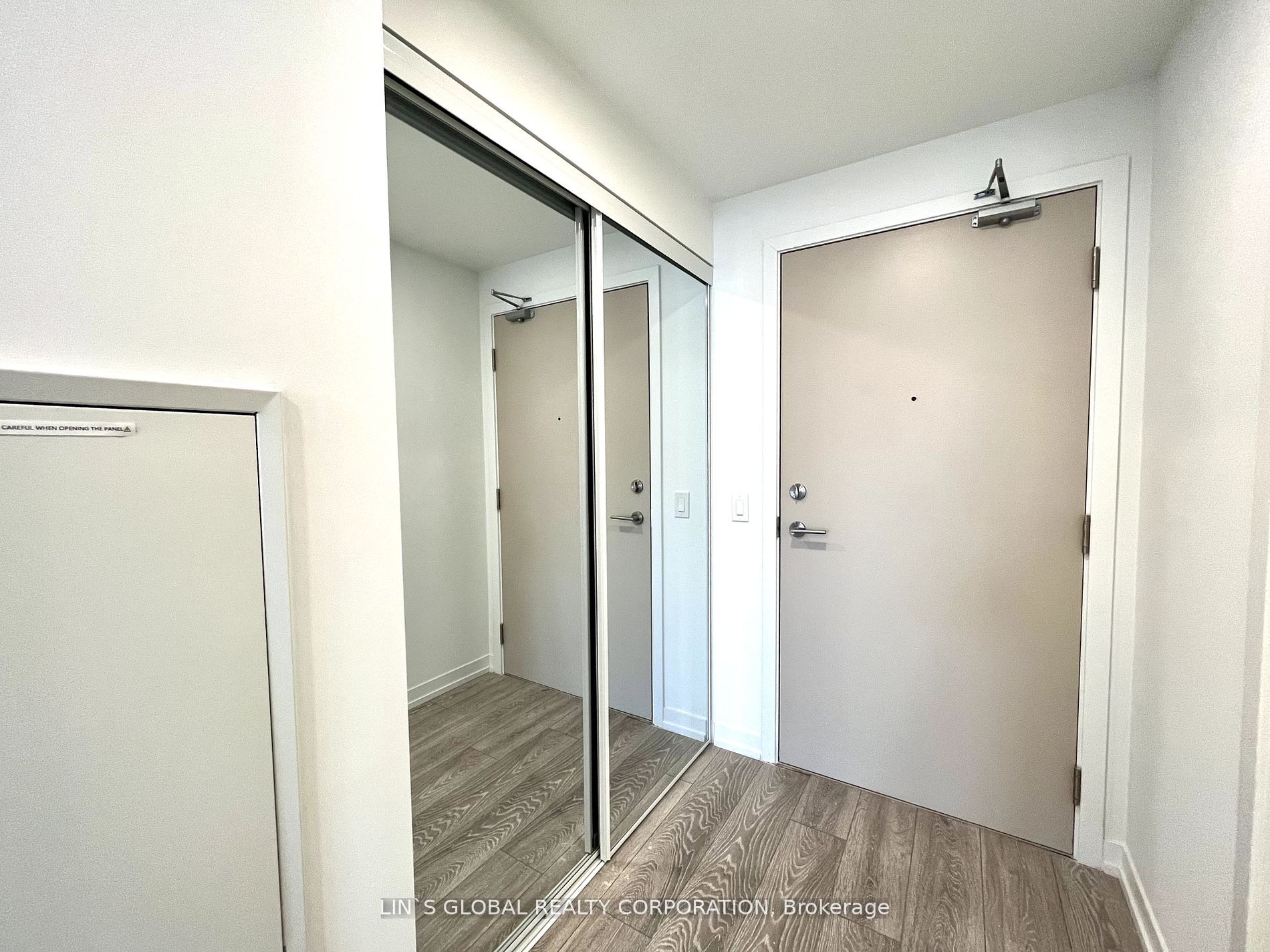 2020 Bathurst Street #523
