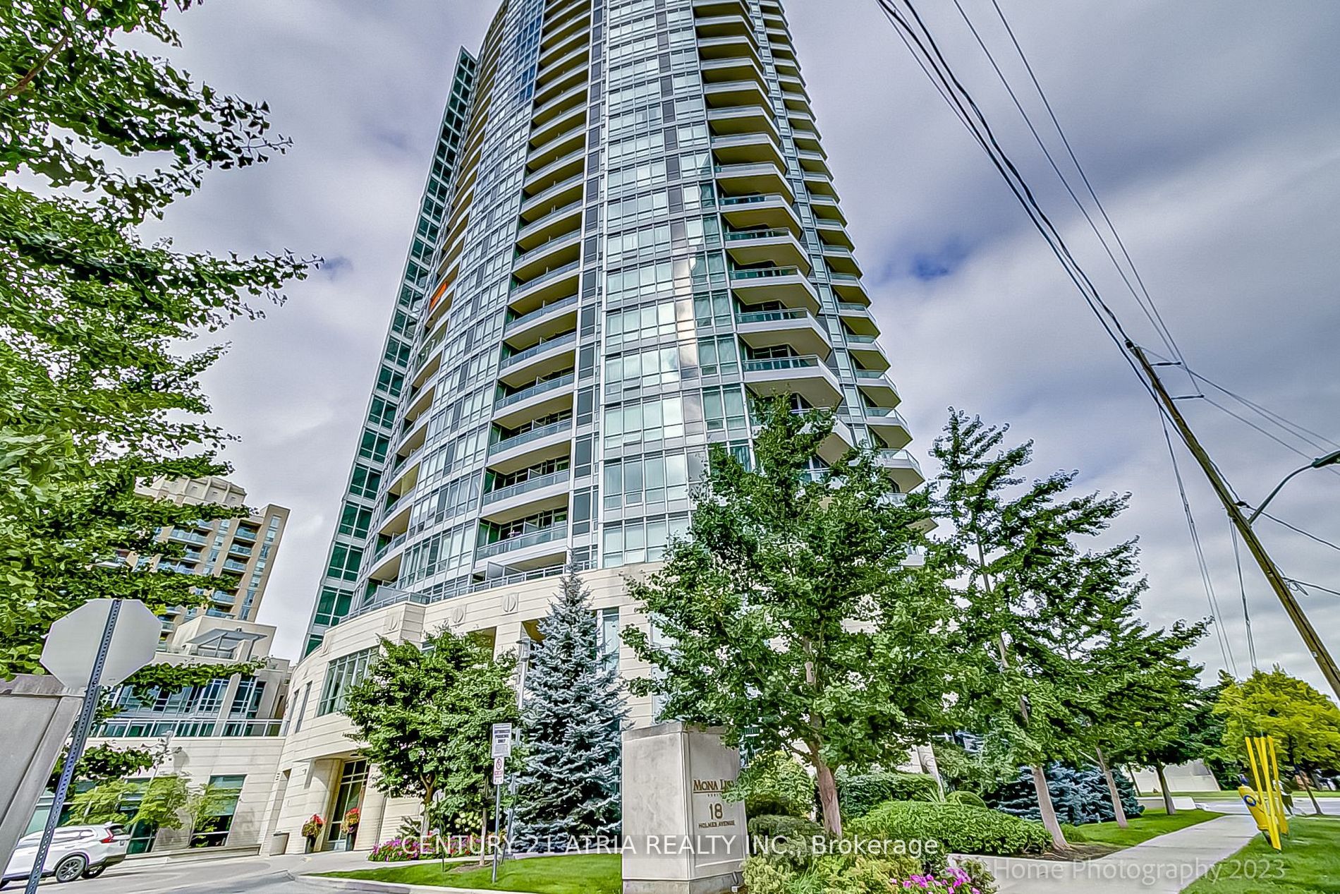 18 Holmes Ave W, #2206
