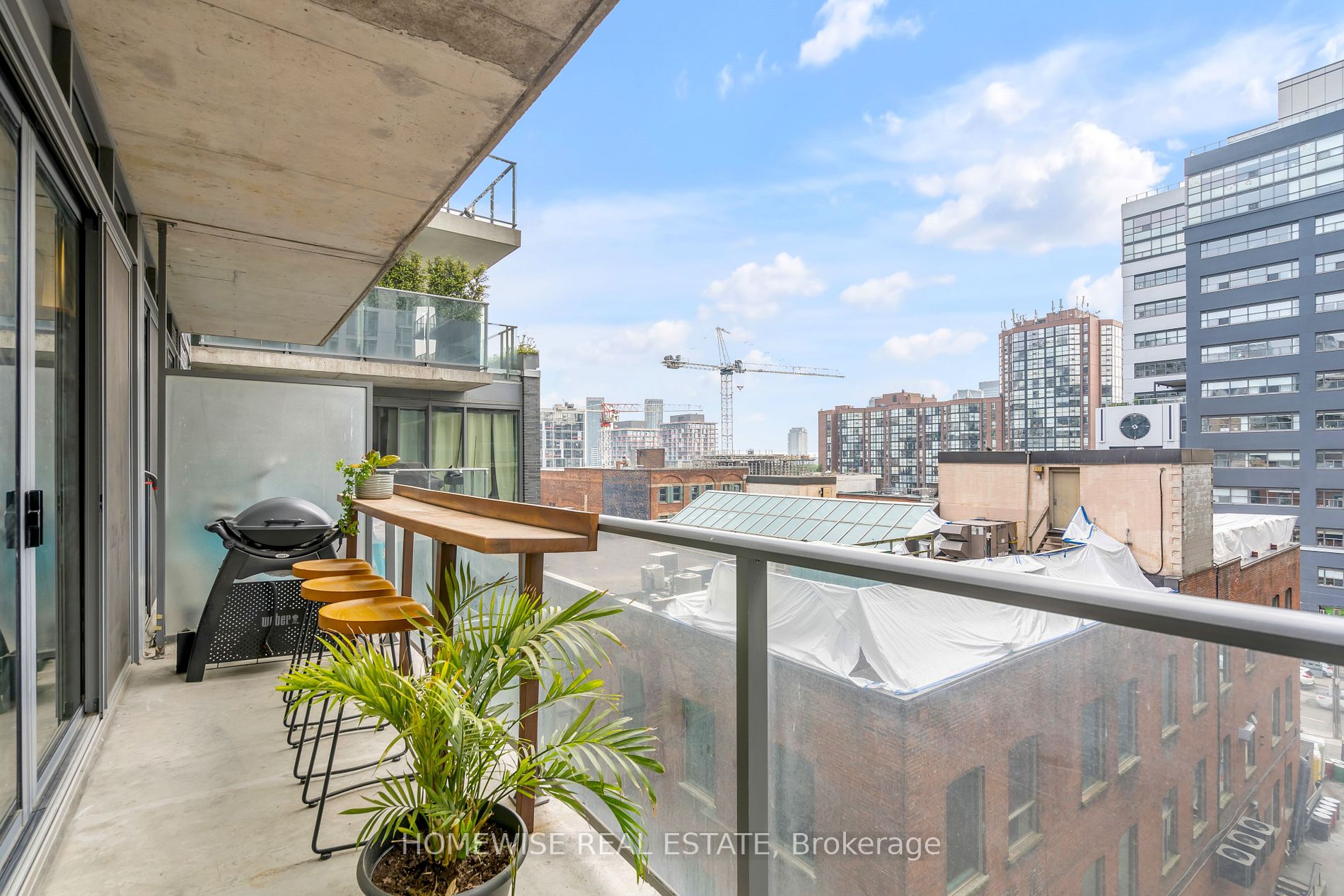 650 King St W, #602