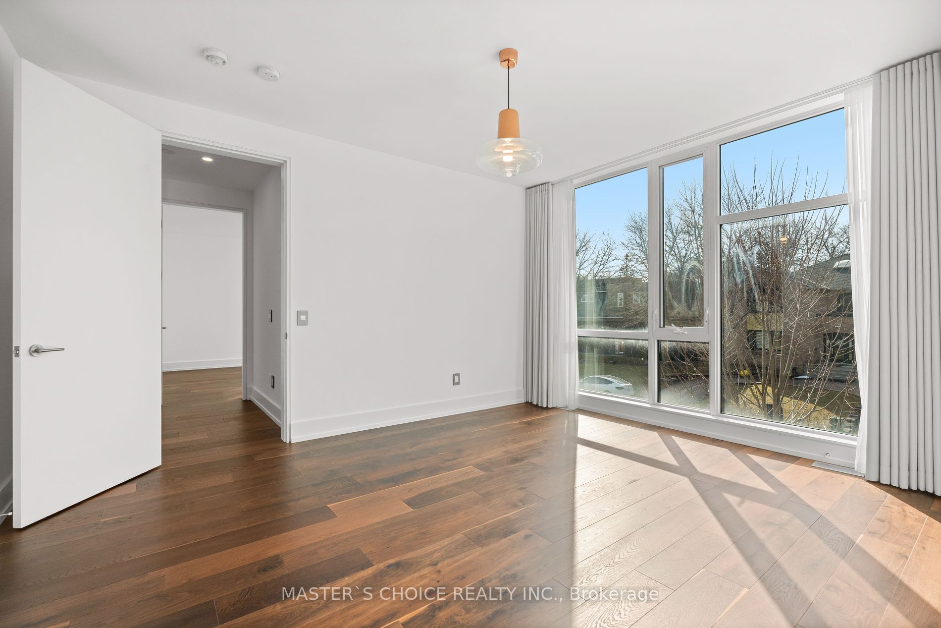 15 Fairmeadow Avenue