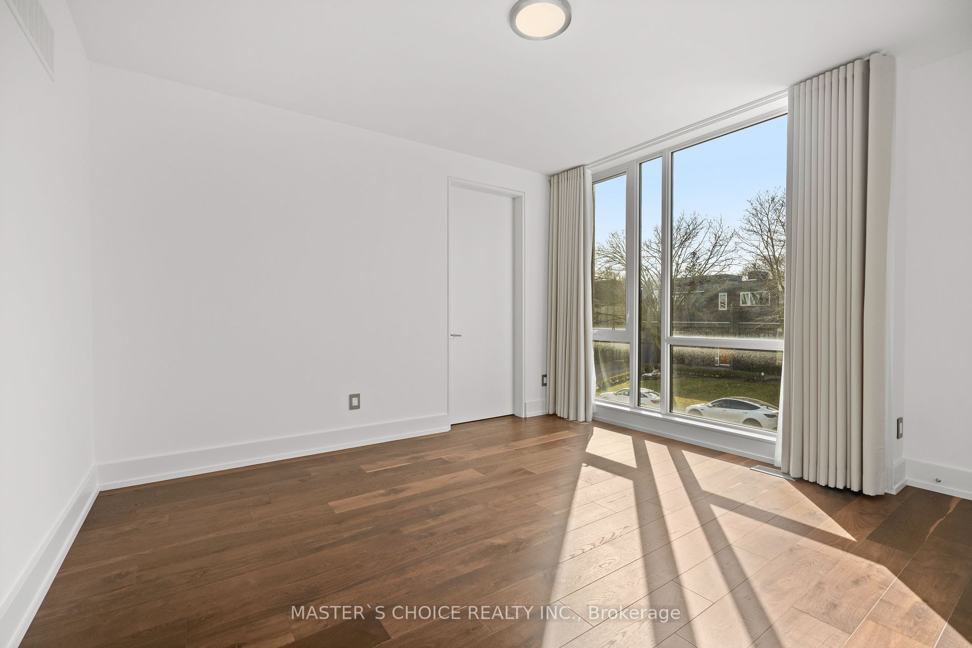 15 Fairmeadow Avenue