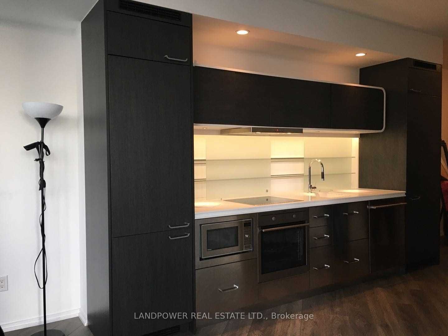 45 Charles Street E, #2607