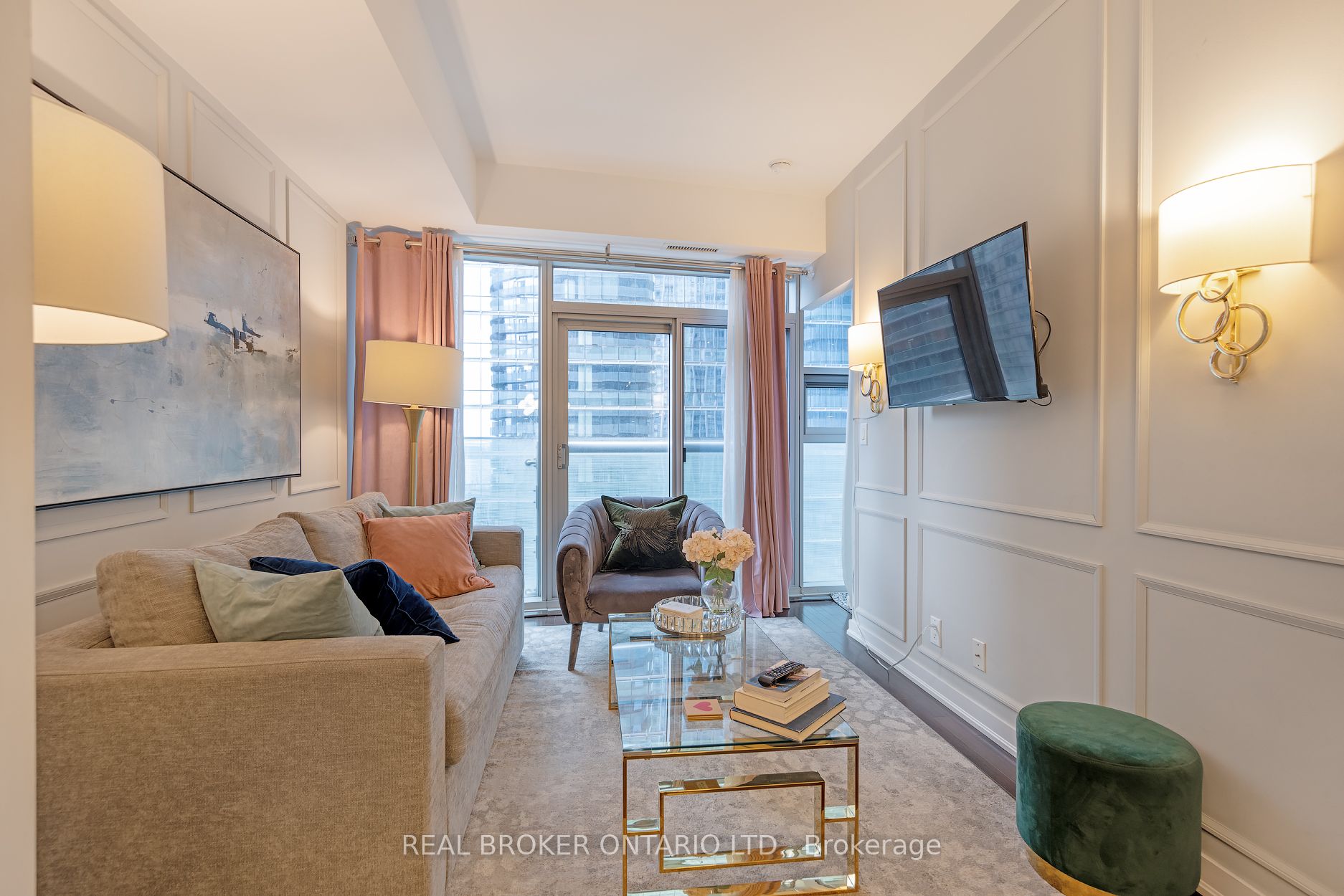 12 York Street, #1209