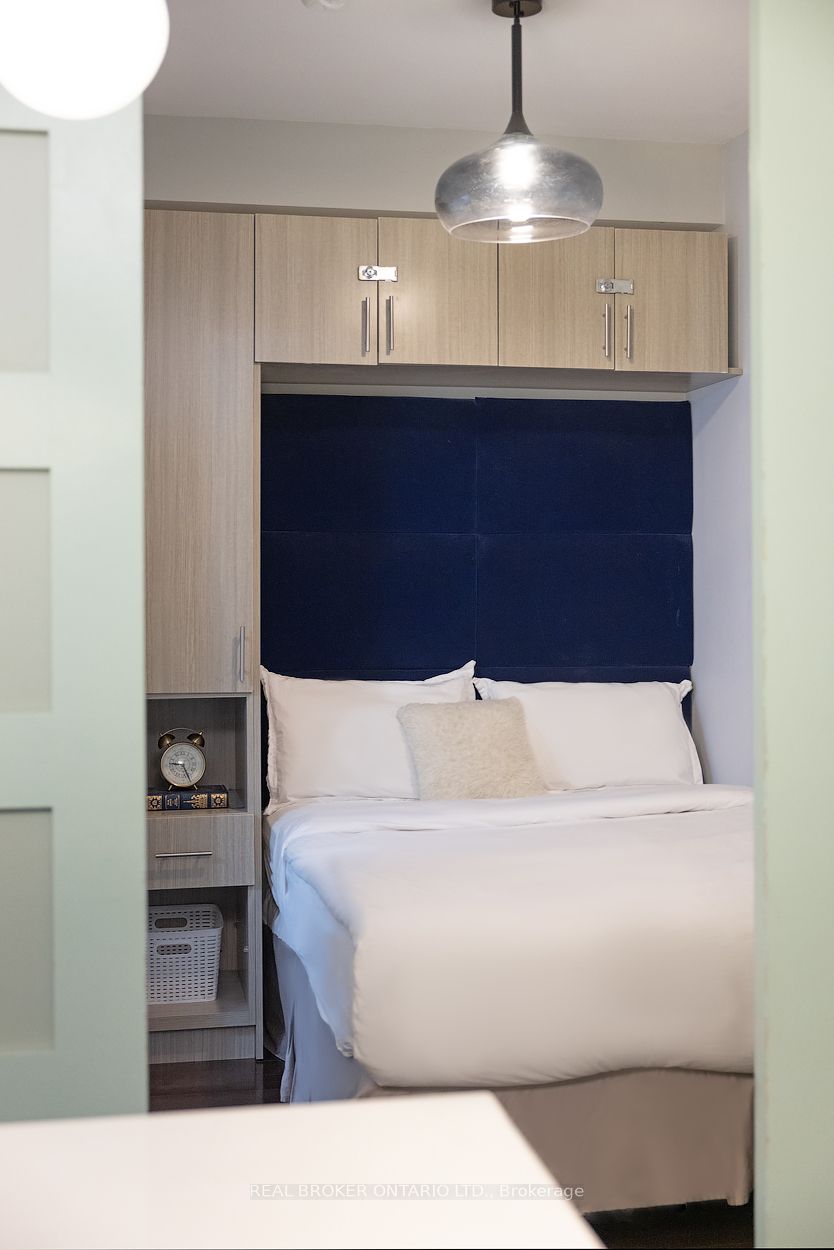 12 York Street, #1209