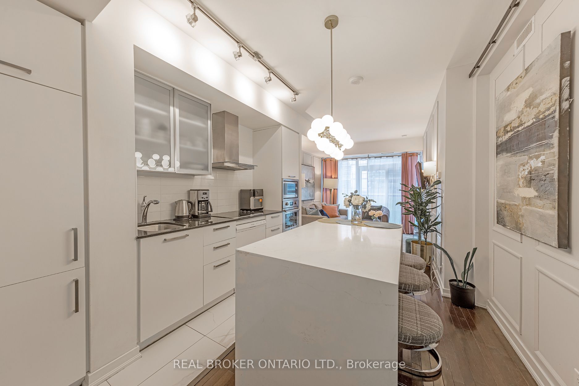 12 York Street, #1209