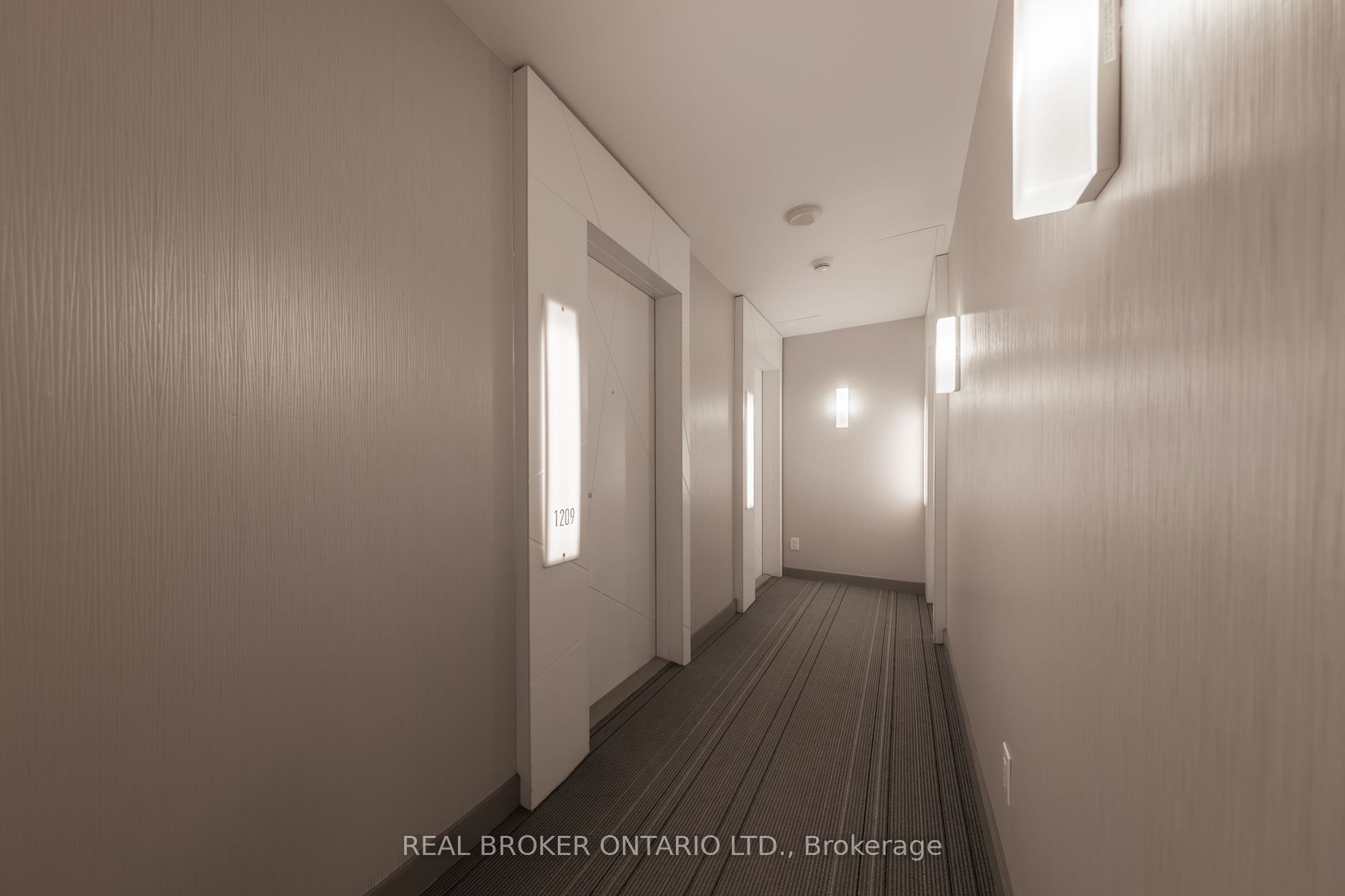 12 York Street, #1209