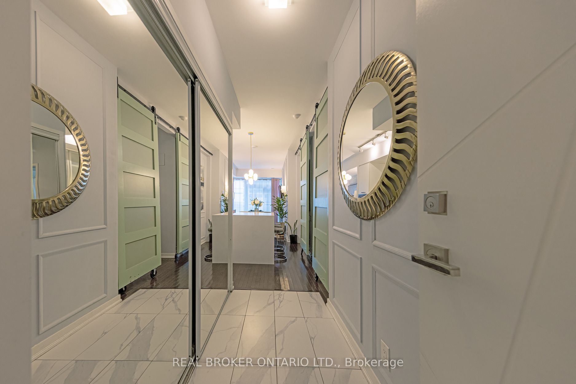 12 York Street, #1209