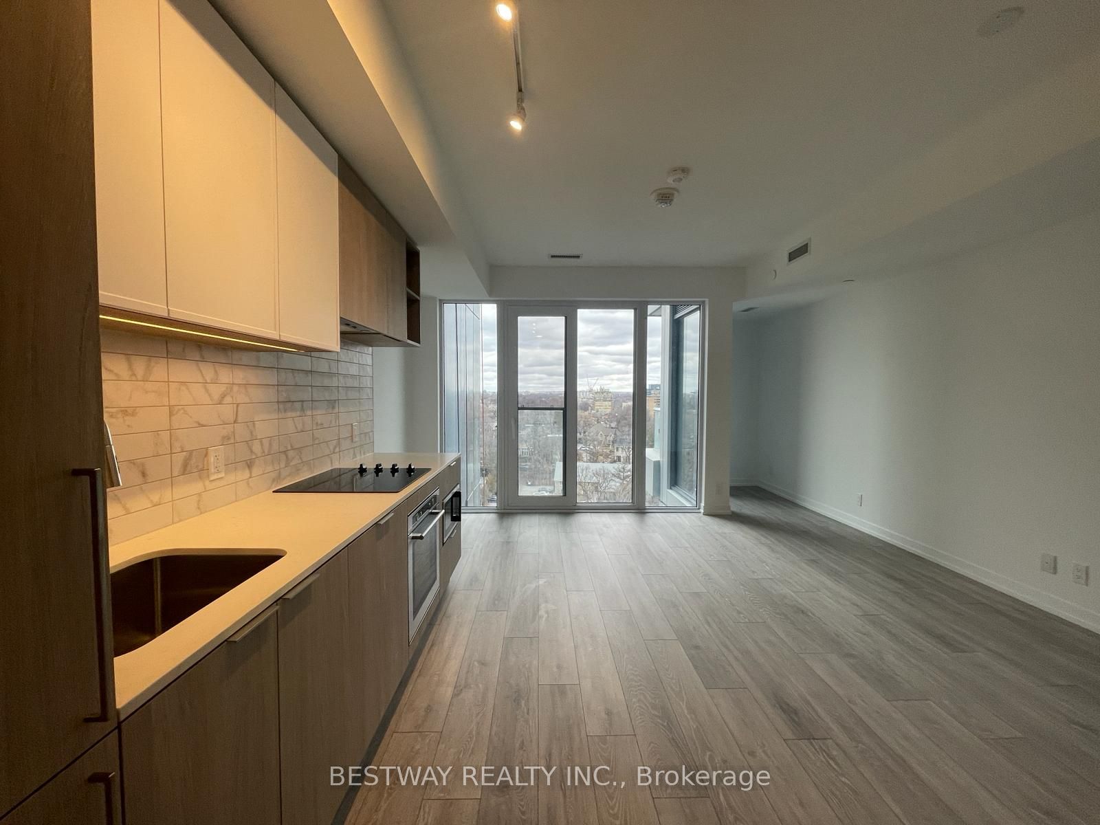 2020 Bathurst Street #1611