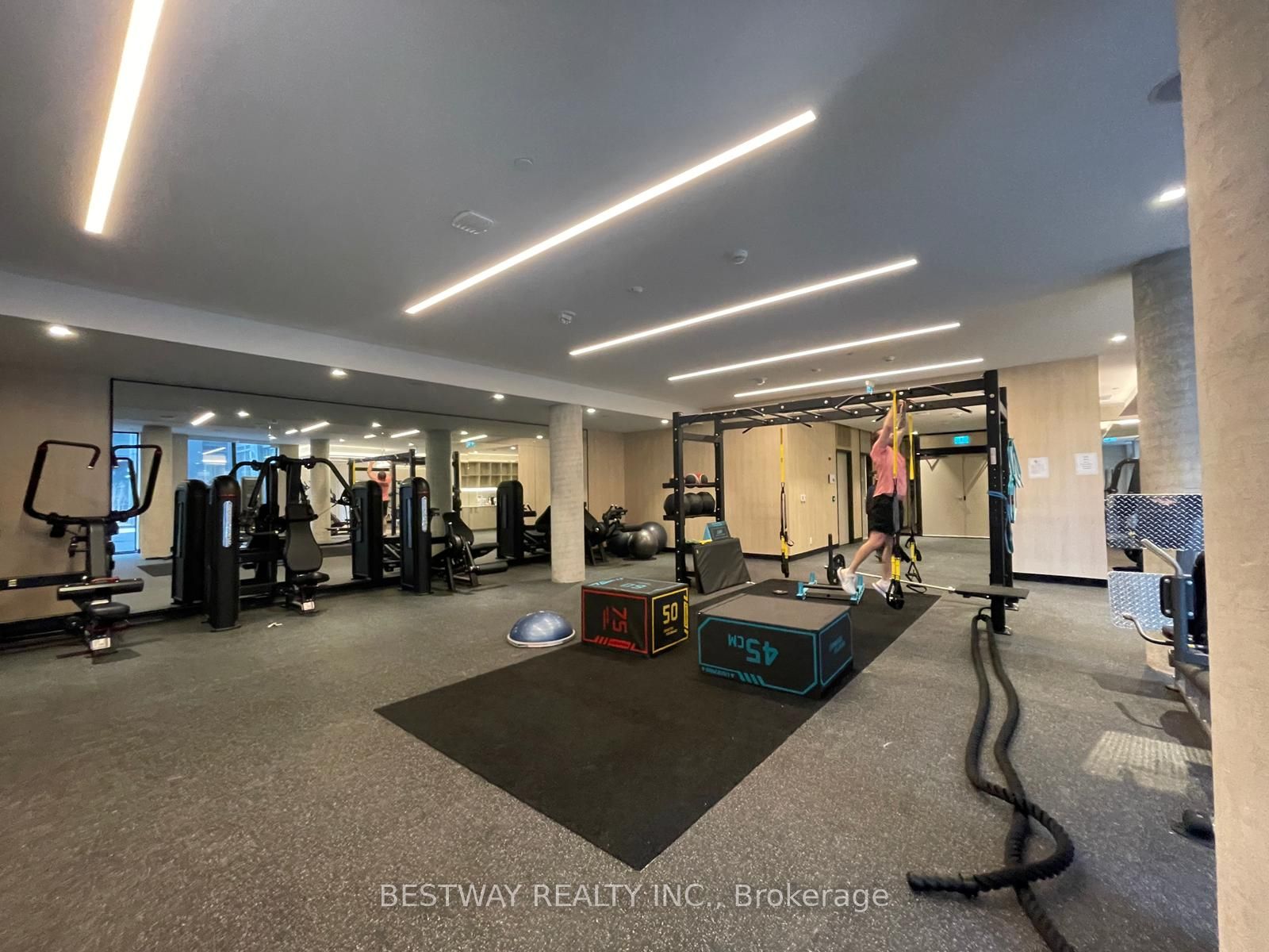 2020 Bathurst Street #1611