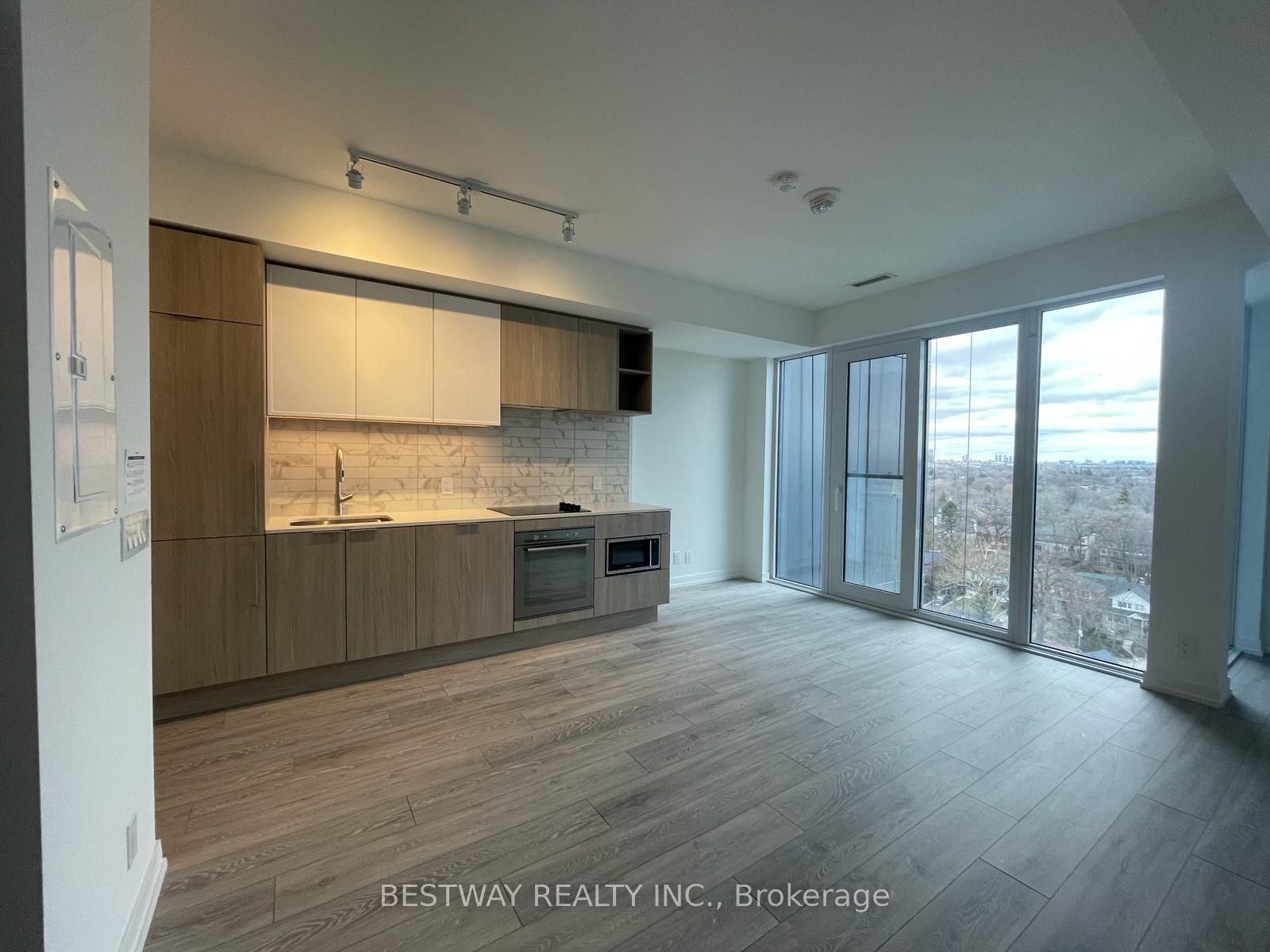 2020 Bathurst Street #1611
