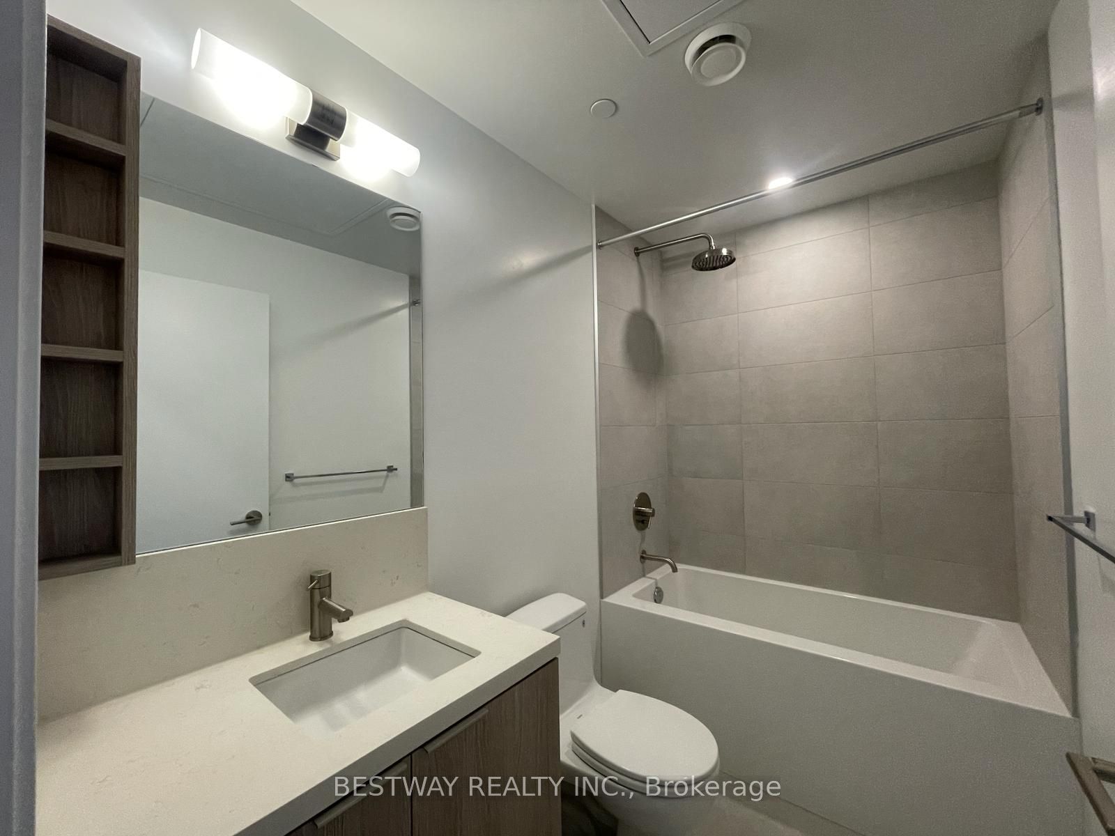 2020 Bathurst Street #1611