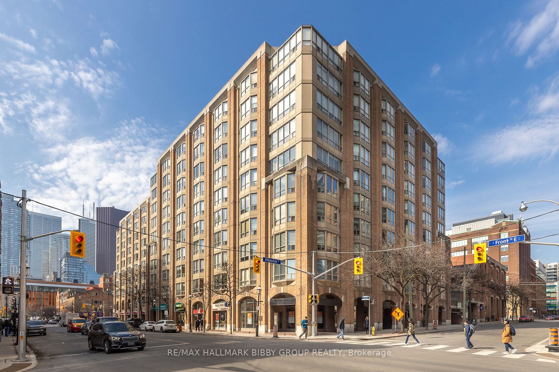 160 Frederick St, #803