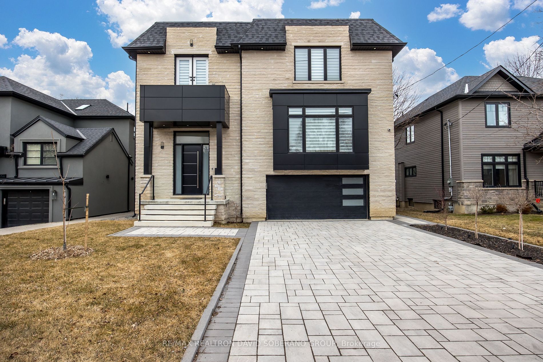 80 Charleswood Dr