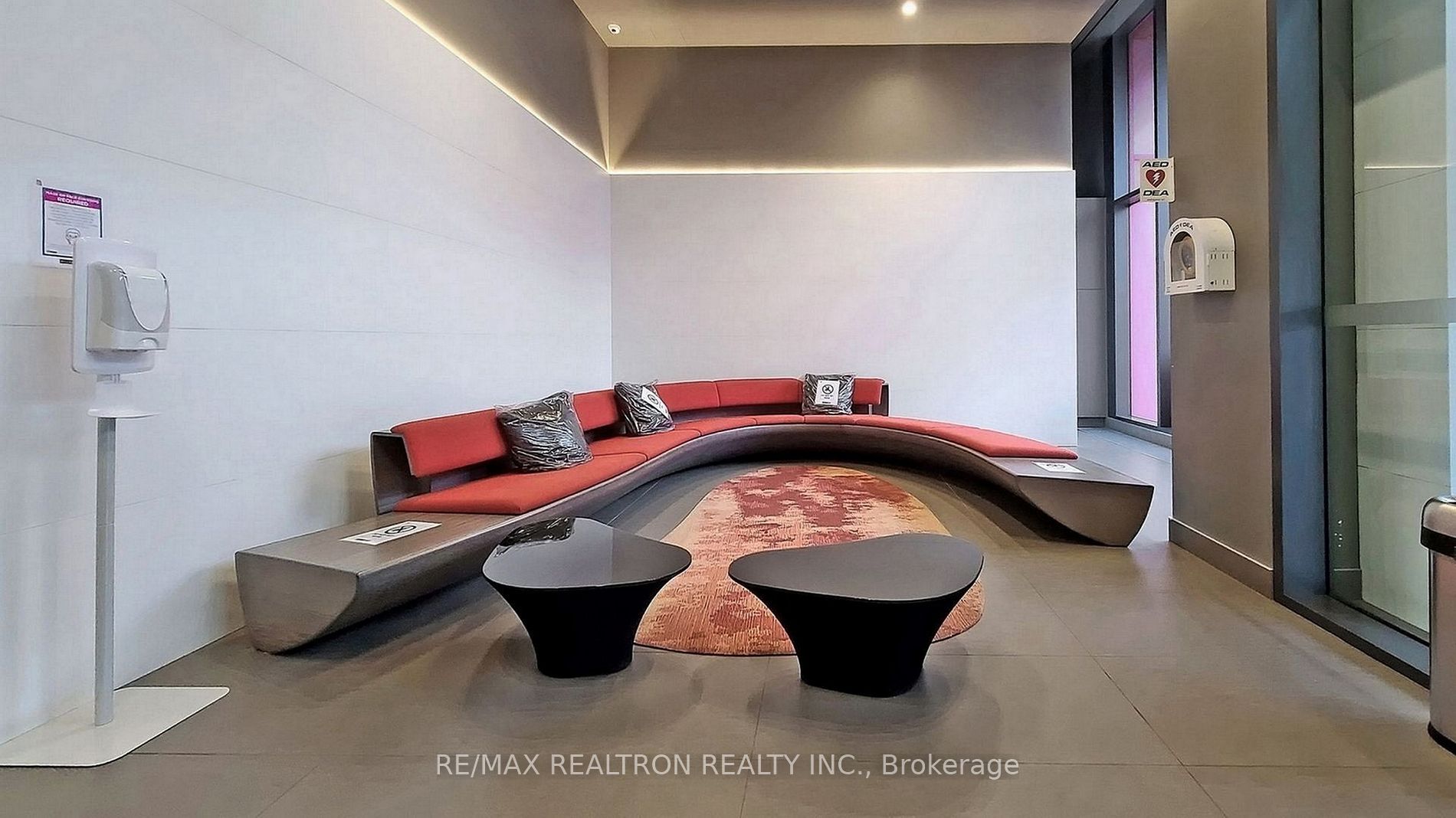 159 Dundas St E, #602