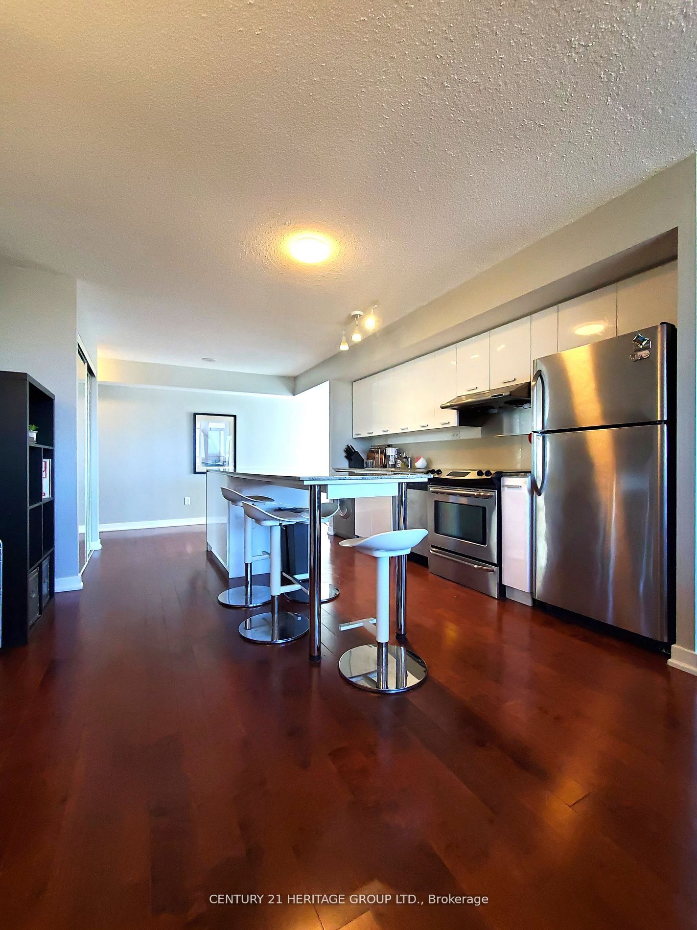 29 Singer Court, #1005
