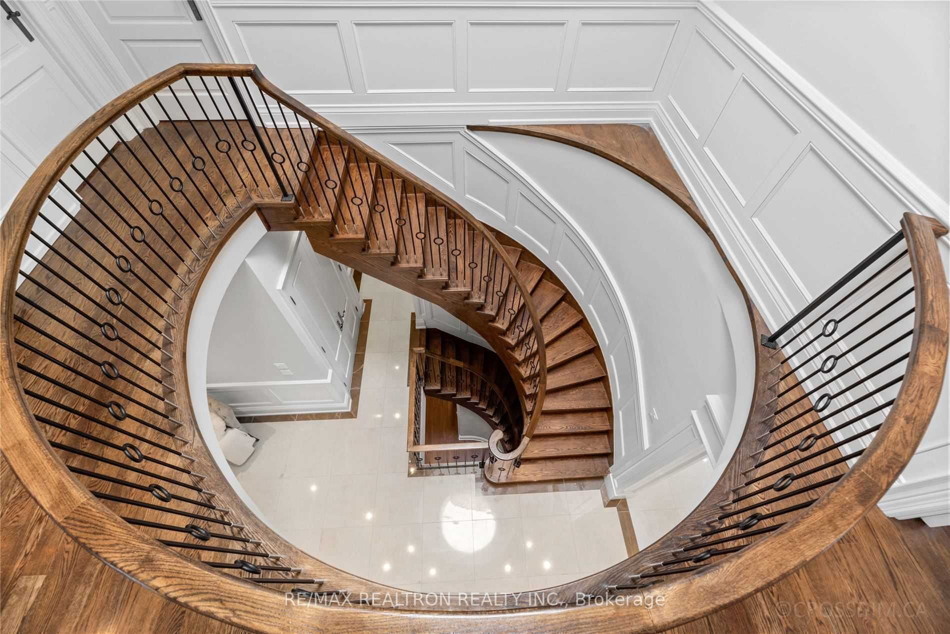 18 Viamede Crescent