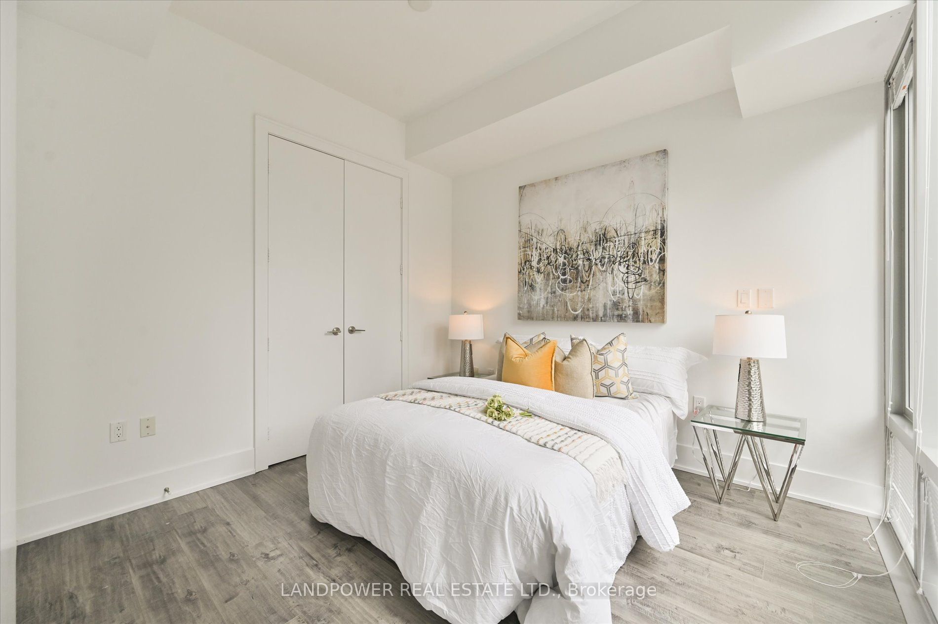 39 Queens Quay E, #635