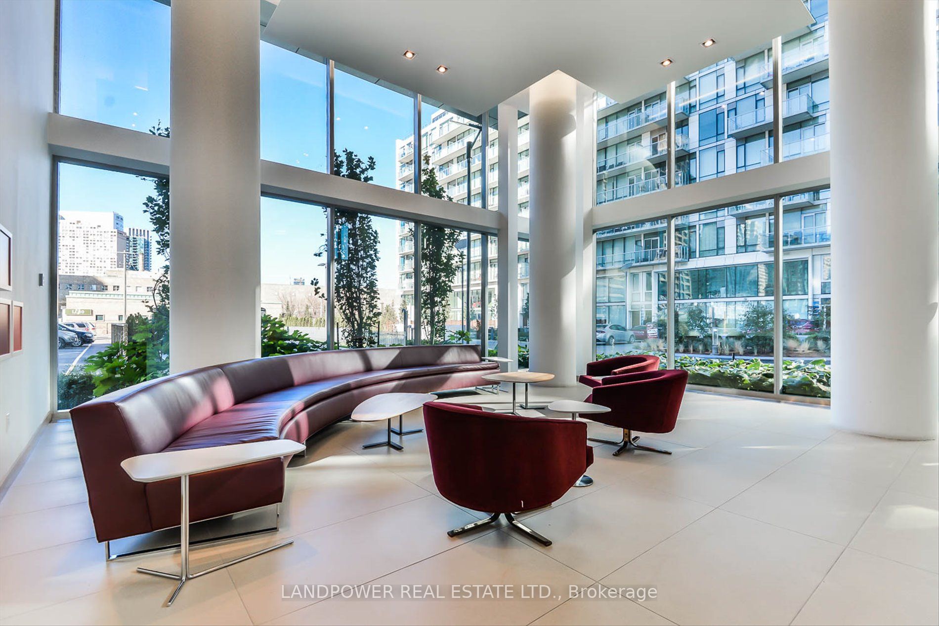 39 Queens Quay E, #635