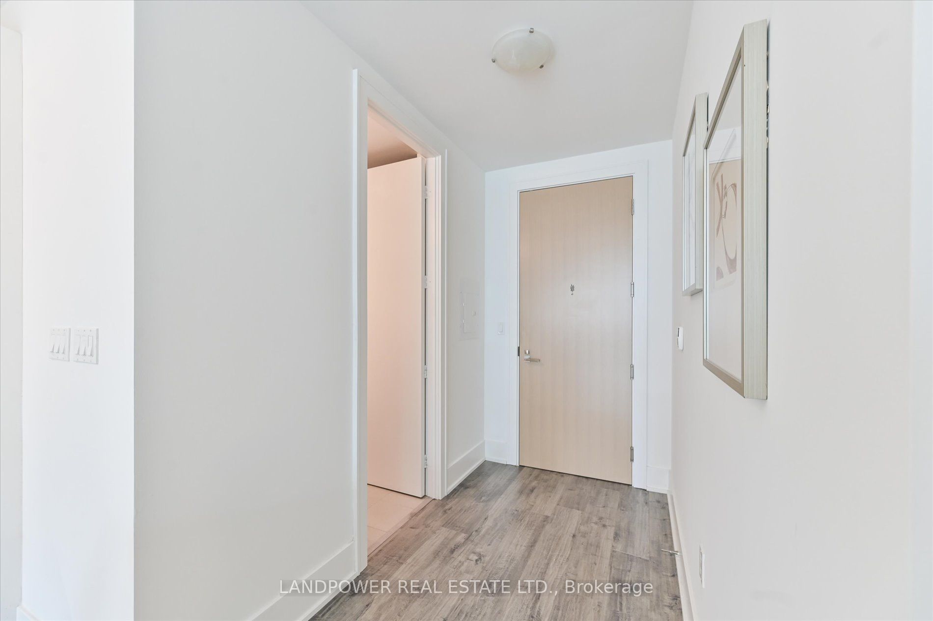 39 Queens Quay E, #635
