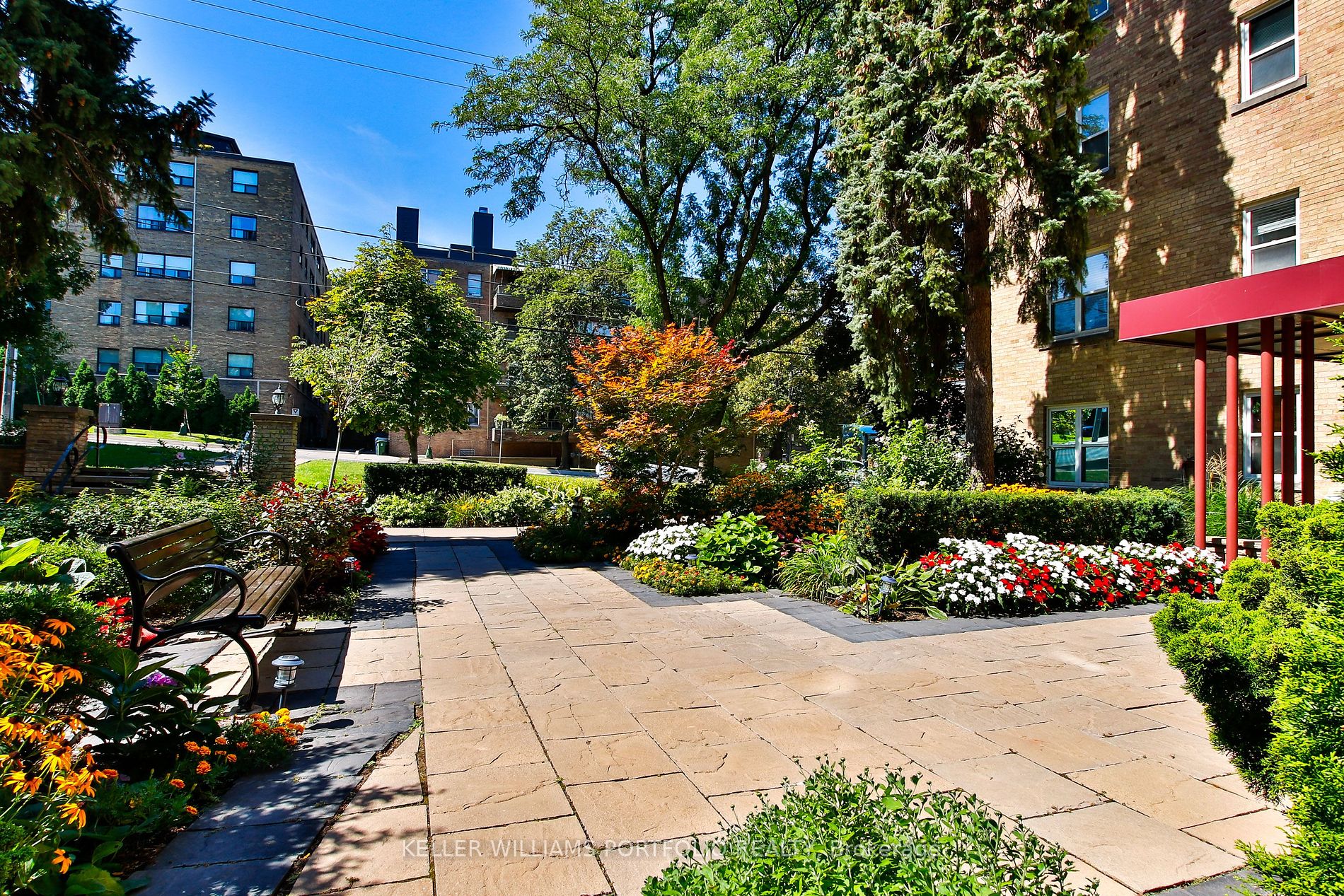 2603 Bathurst St, #108