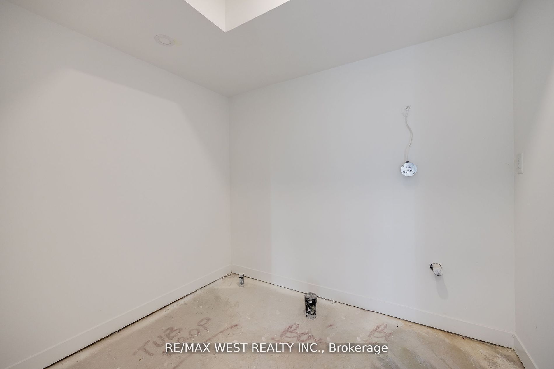 122 Green Gardens Boulevard
