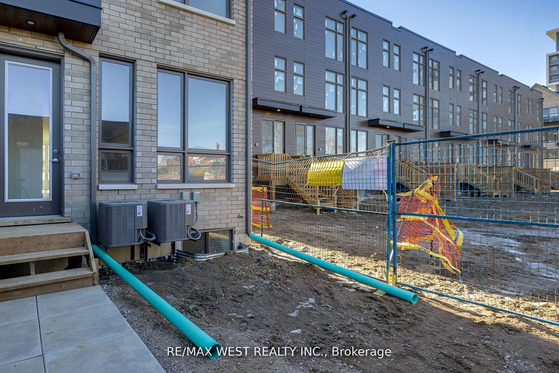 122 Green Gardens Boulevard