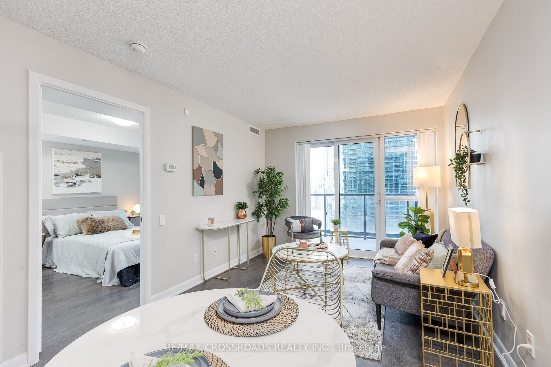 5168 Yonge Street, #1602