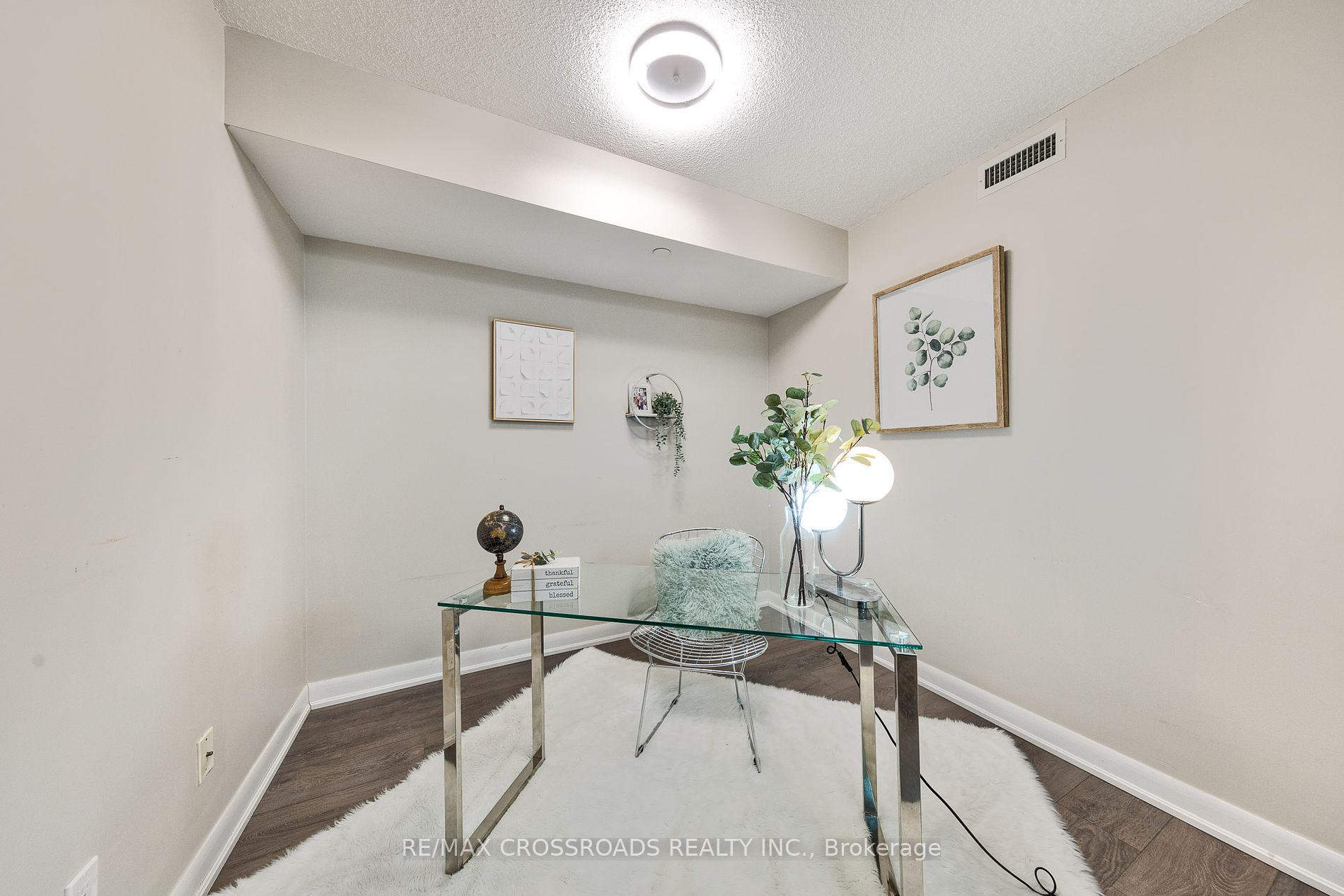 5168 Yonge Street, #1602